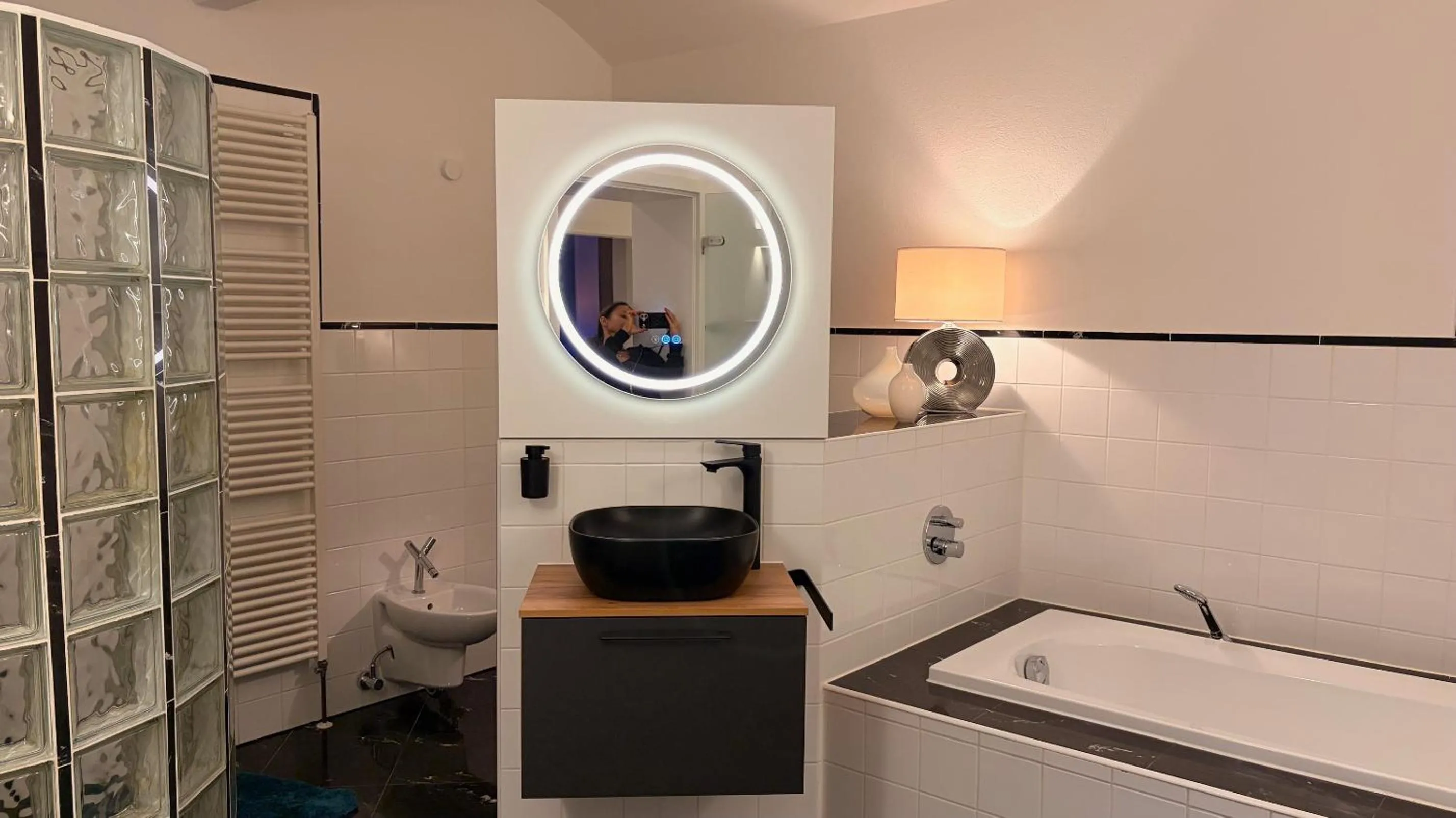 Bathroom in Villa am Park Apartment