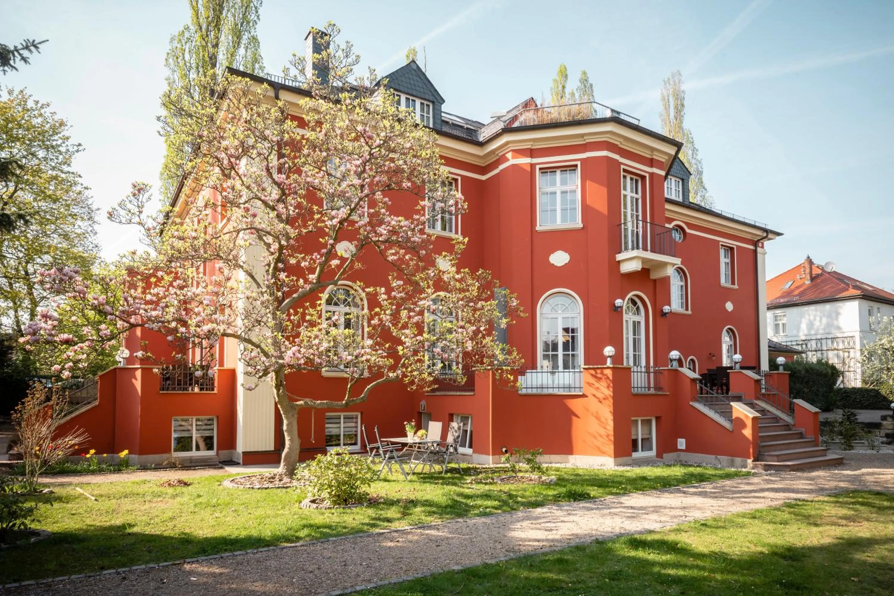 Facade/entrance in Villa am Park Apartment