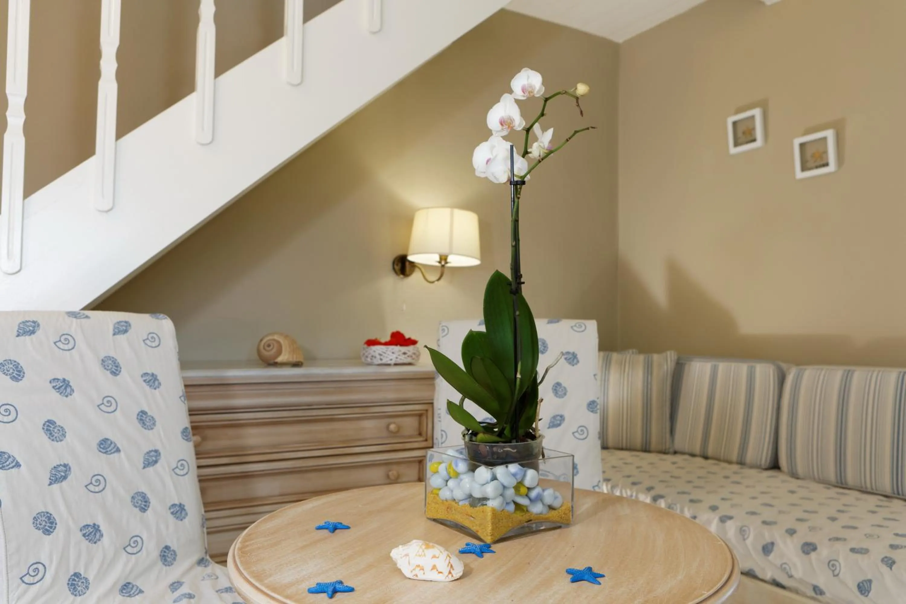 Seating area in Piskopiano Village