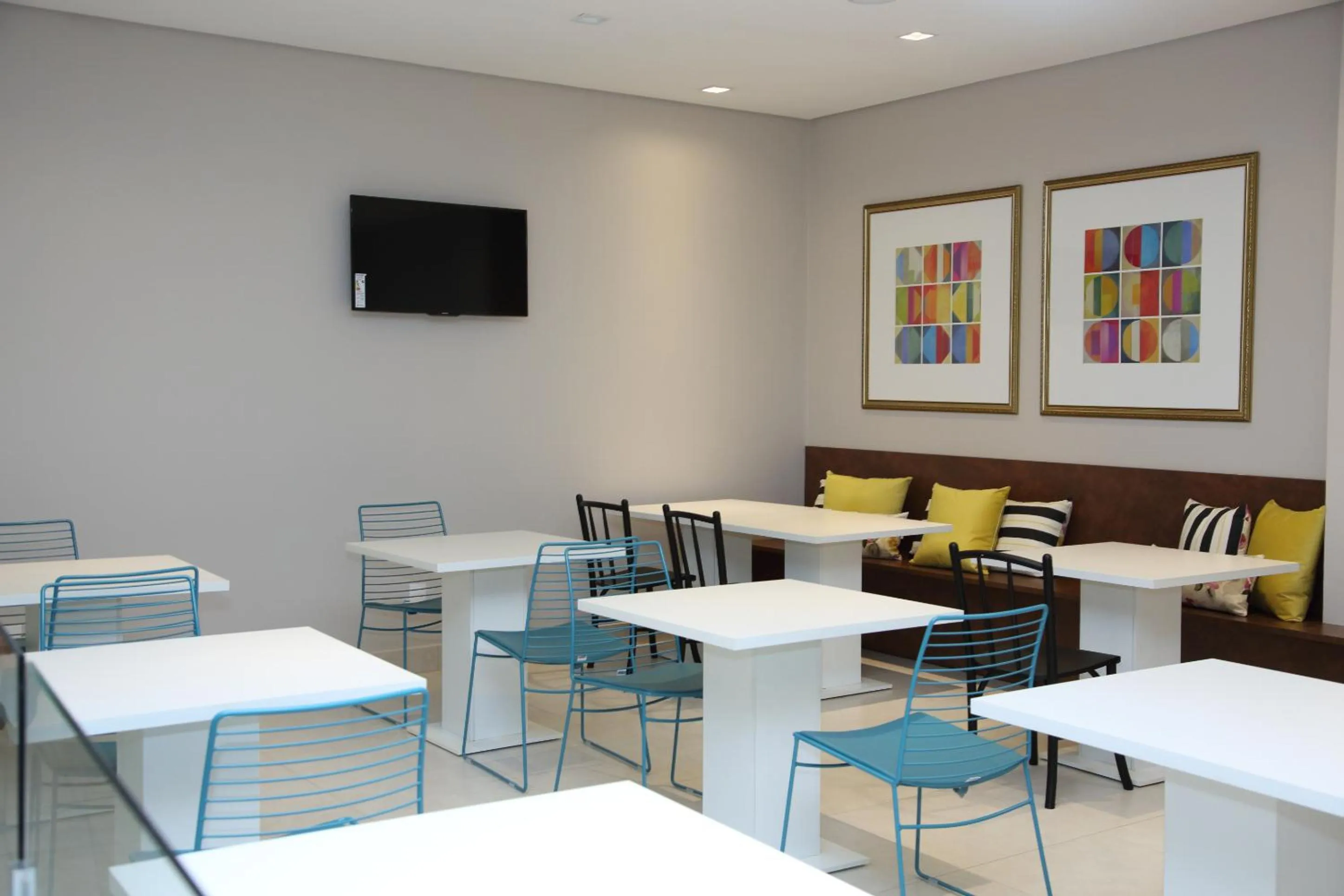 Property building in Ventura Hotel