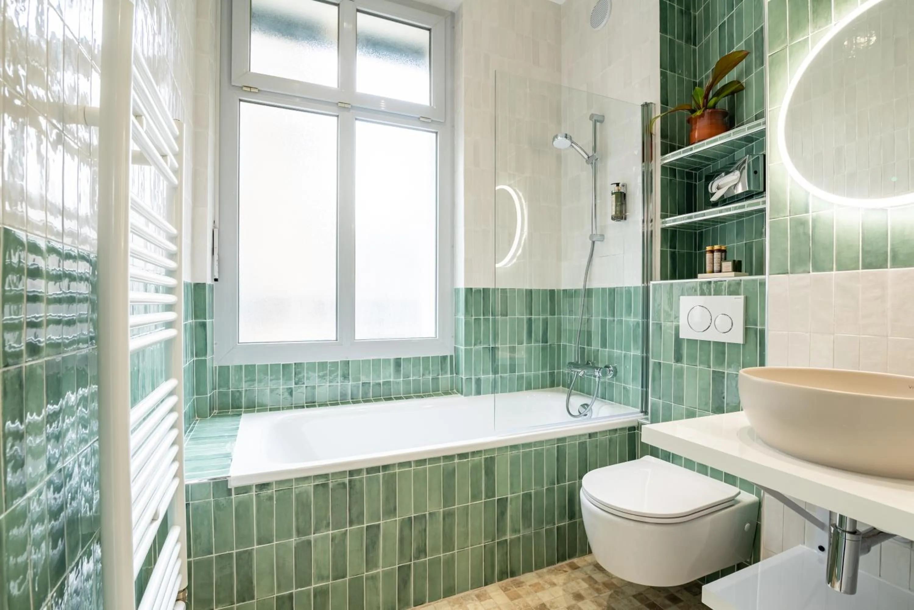 Bathroom in Queens Boutique Hotel