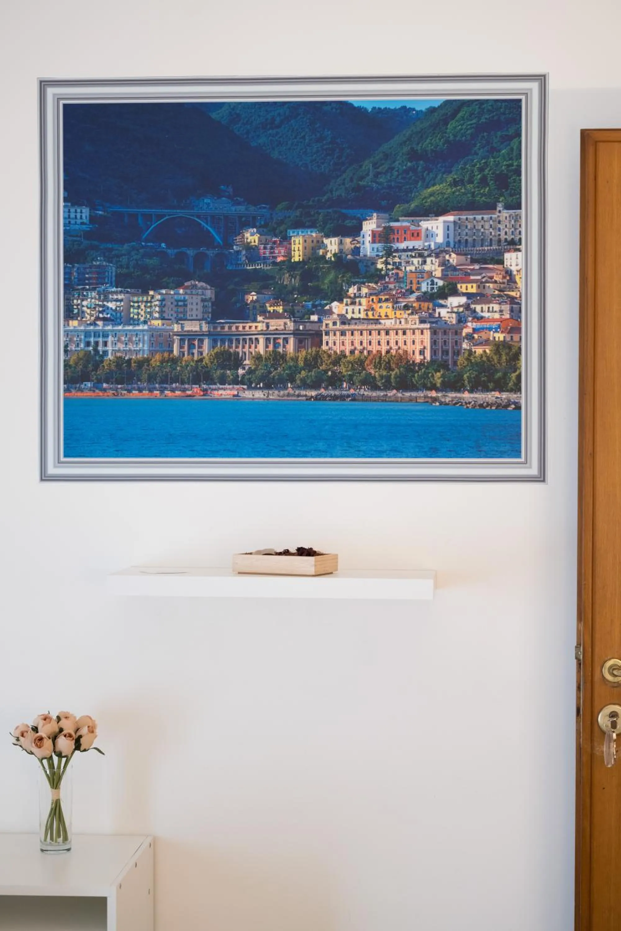 Decorative detail in Panoramic Rooms Salerno