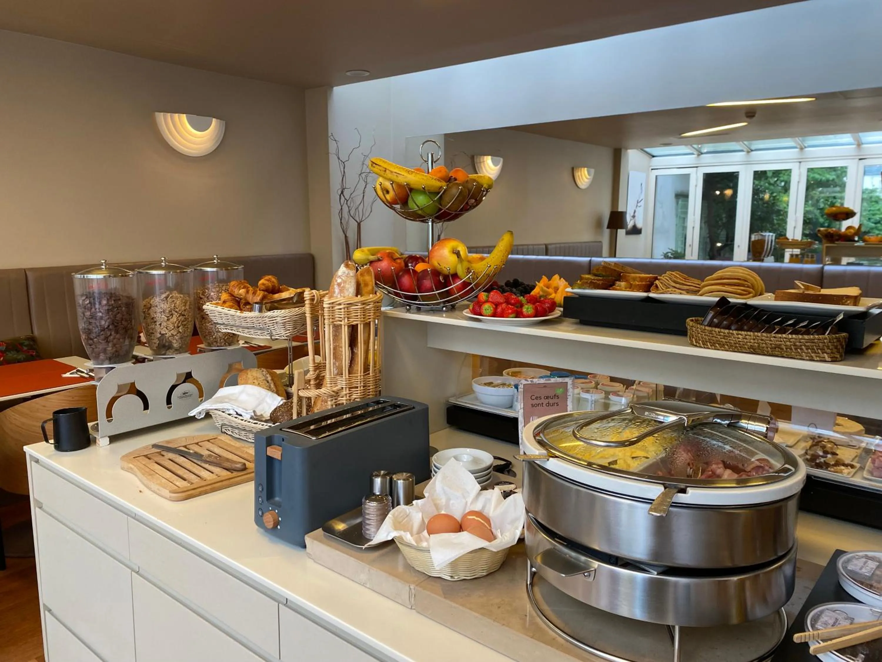 Breakfast in Hôtel Mistral