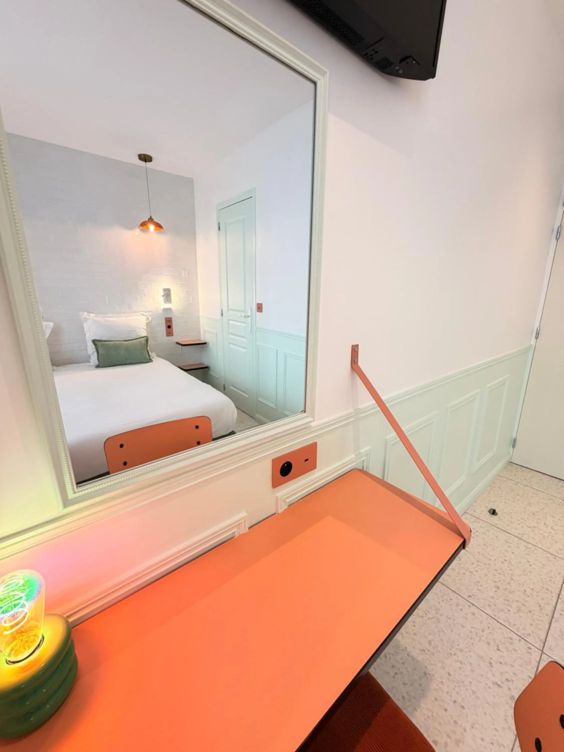 Bed in Hotel La Petite Rosa