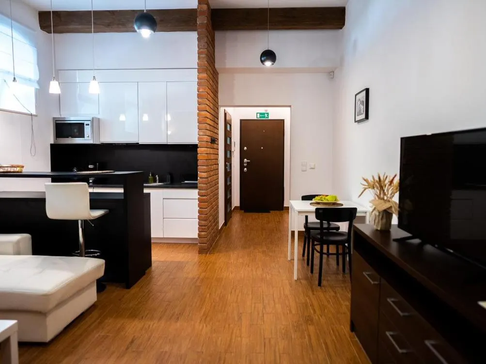 Dining area in Spichlerz Bliźniaczy