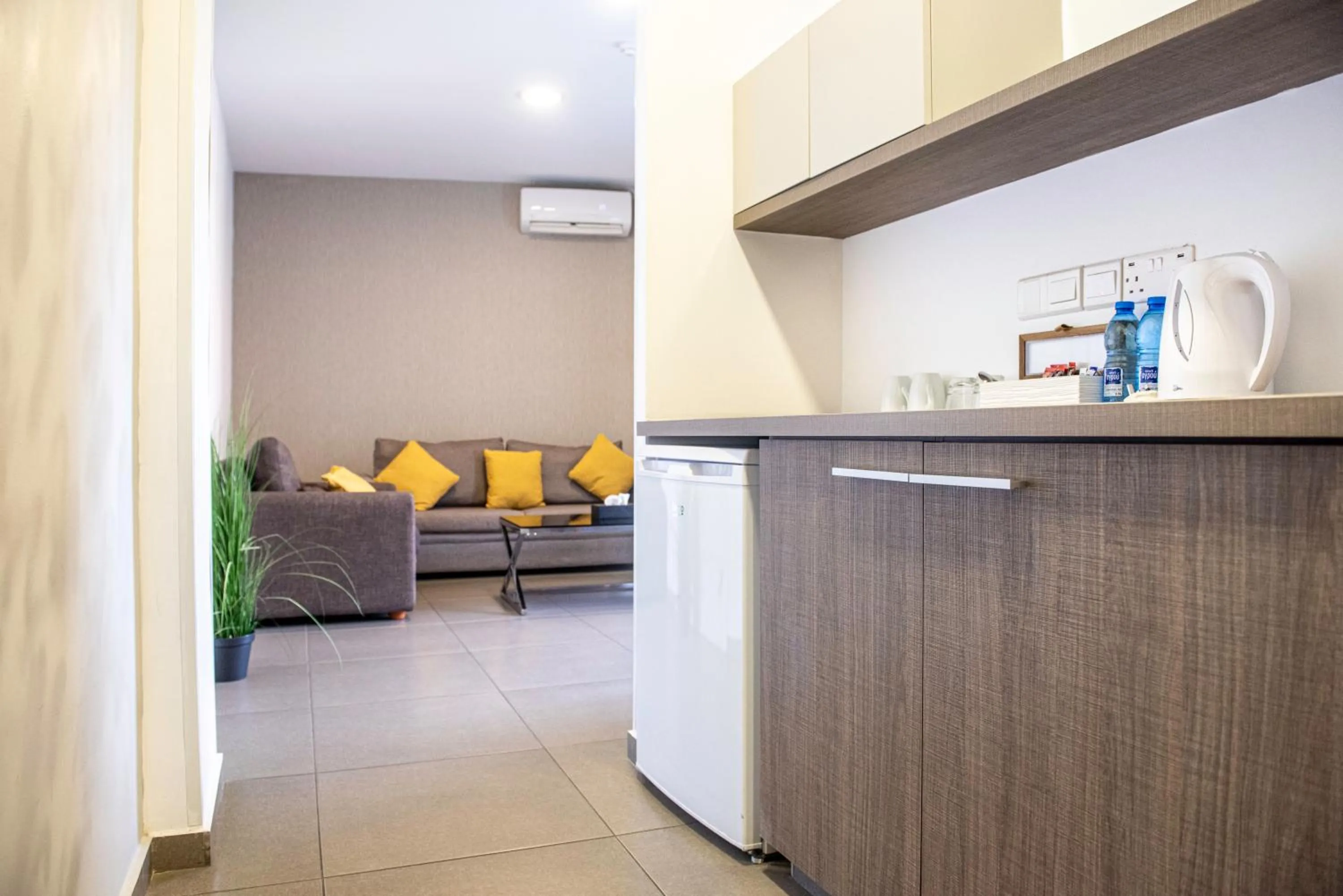 kitchen in Rise Urban Art Hotel