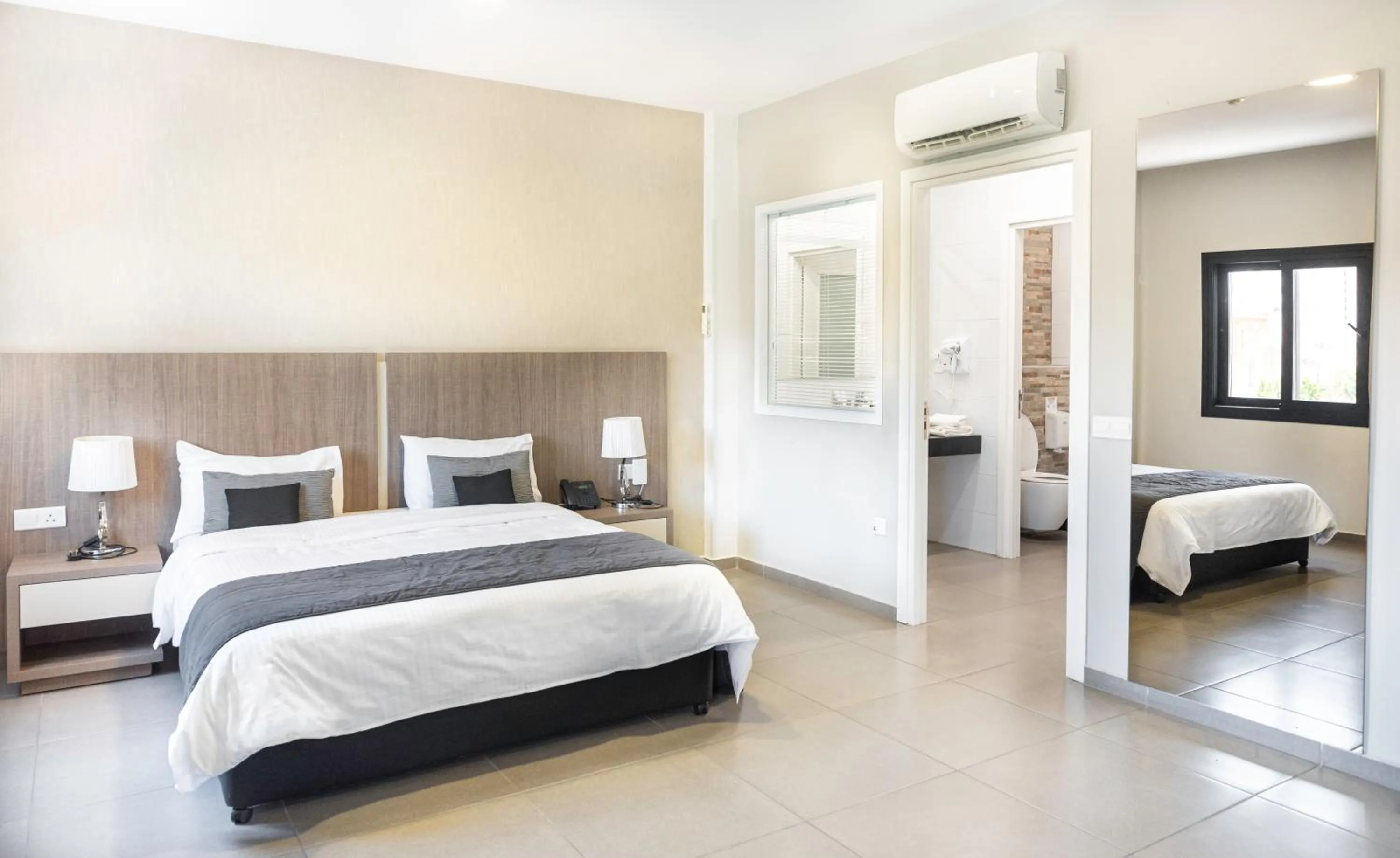 Bed in Rise Urban Art Hotel