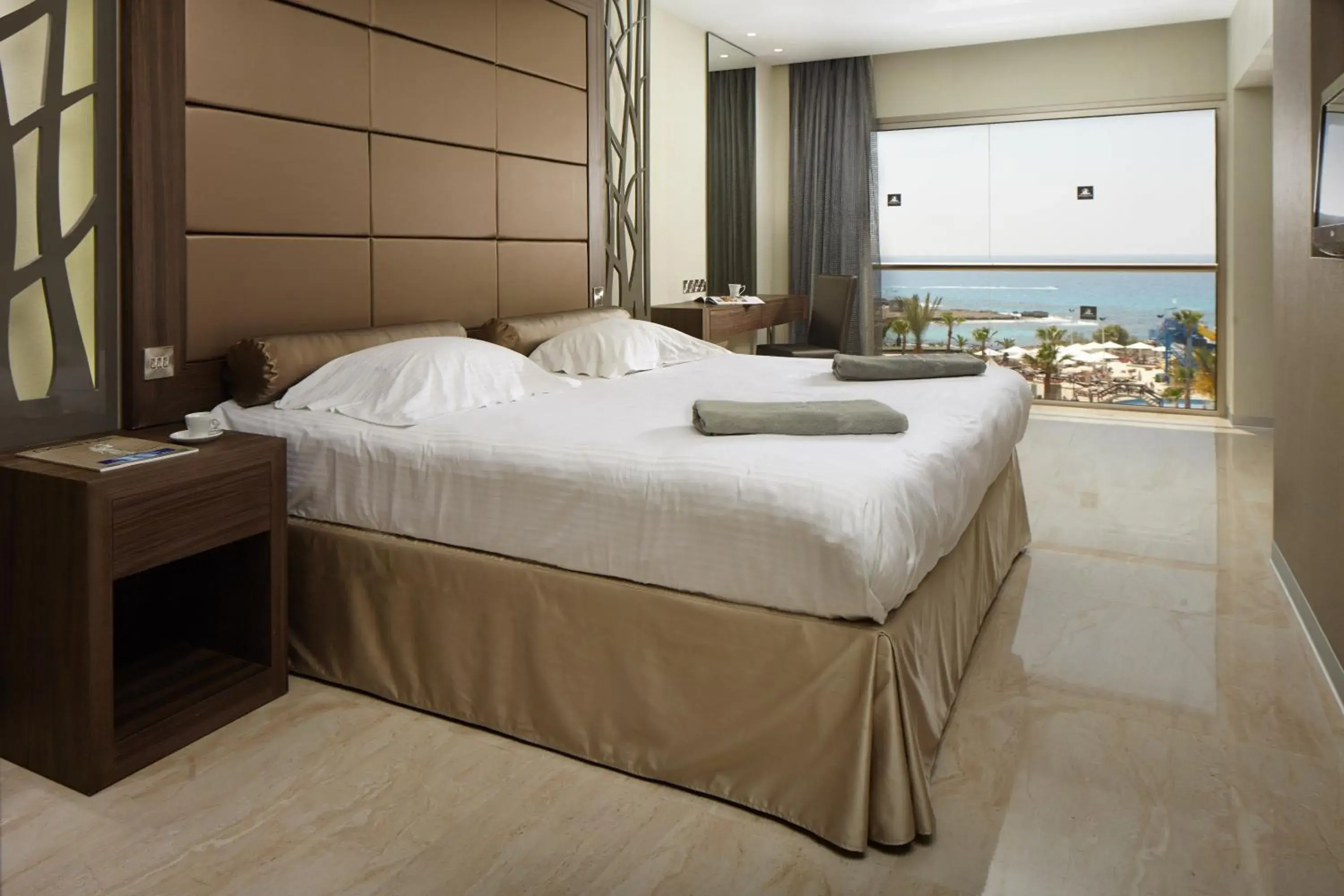 Bedroom, Bed in Adams Beach Hotel & Spa