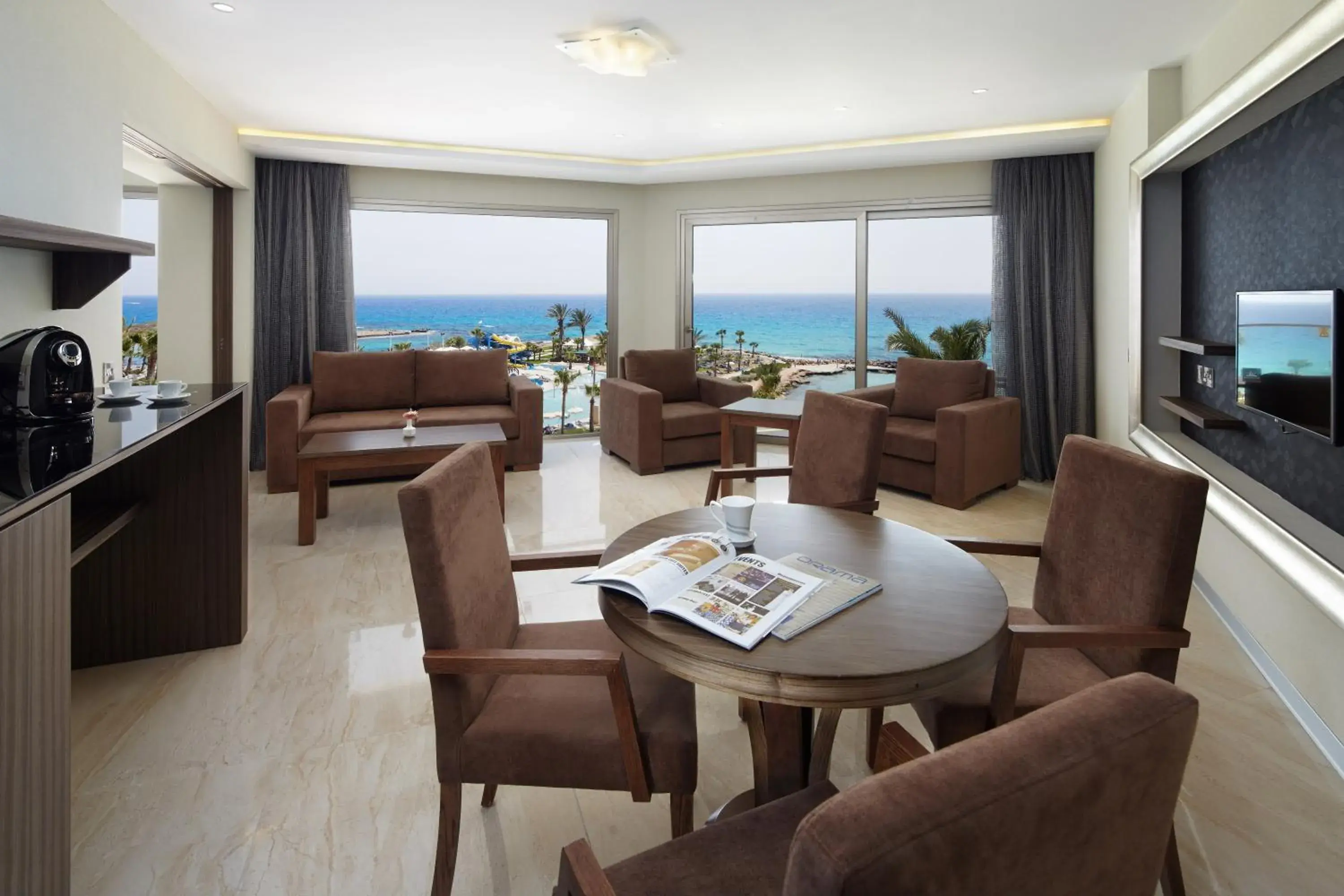 Living room in Adams Beach Hotel & Spa