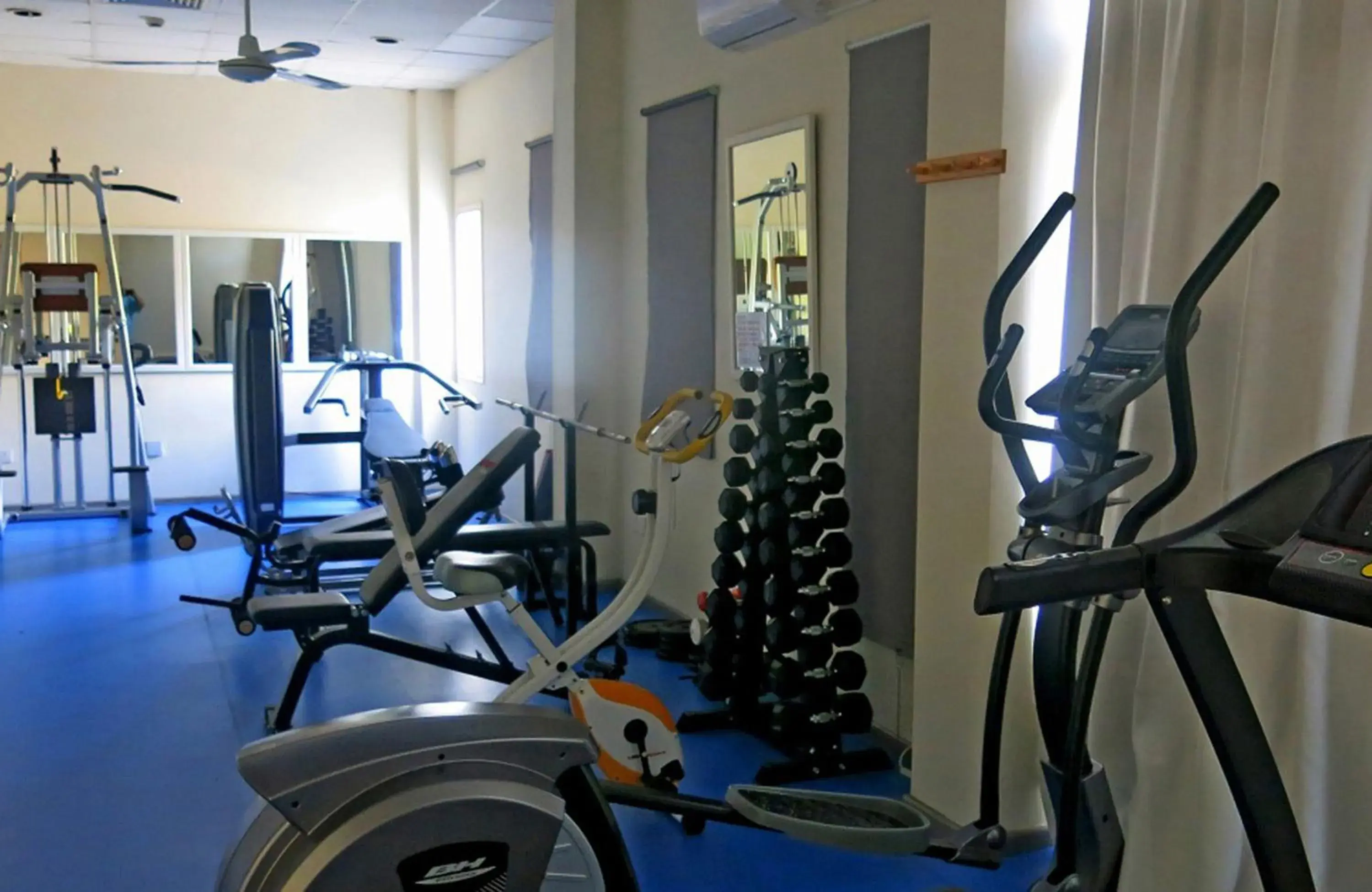 Fitness centre/facilities in Marina Hotel Fitness centre/facilities in Marina Hotel