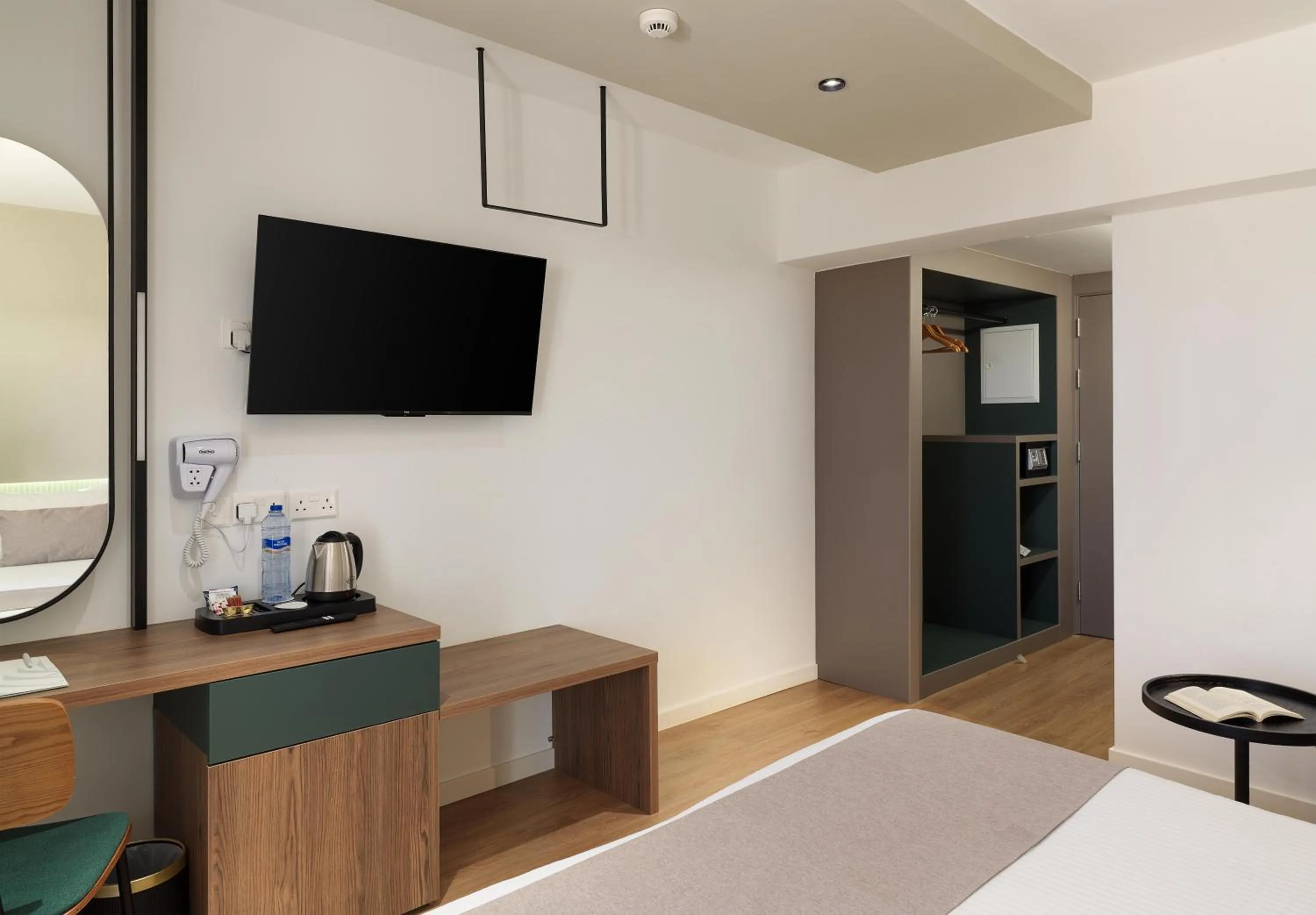 Bedroom in Pefkos City Hotel