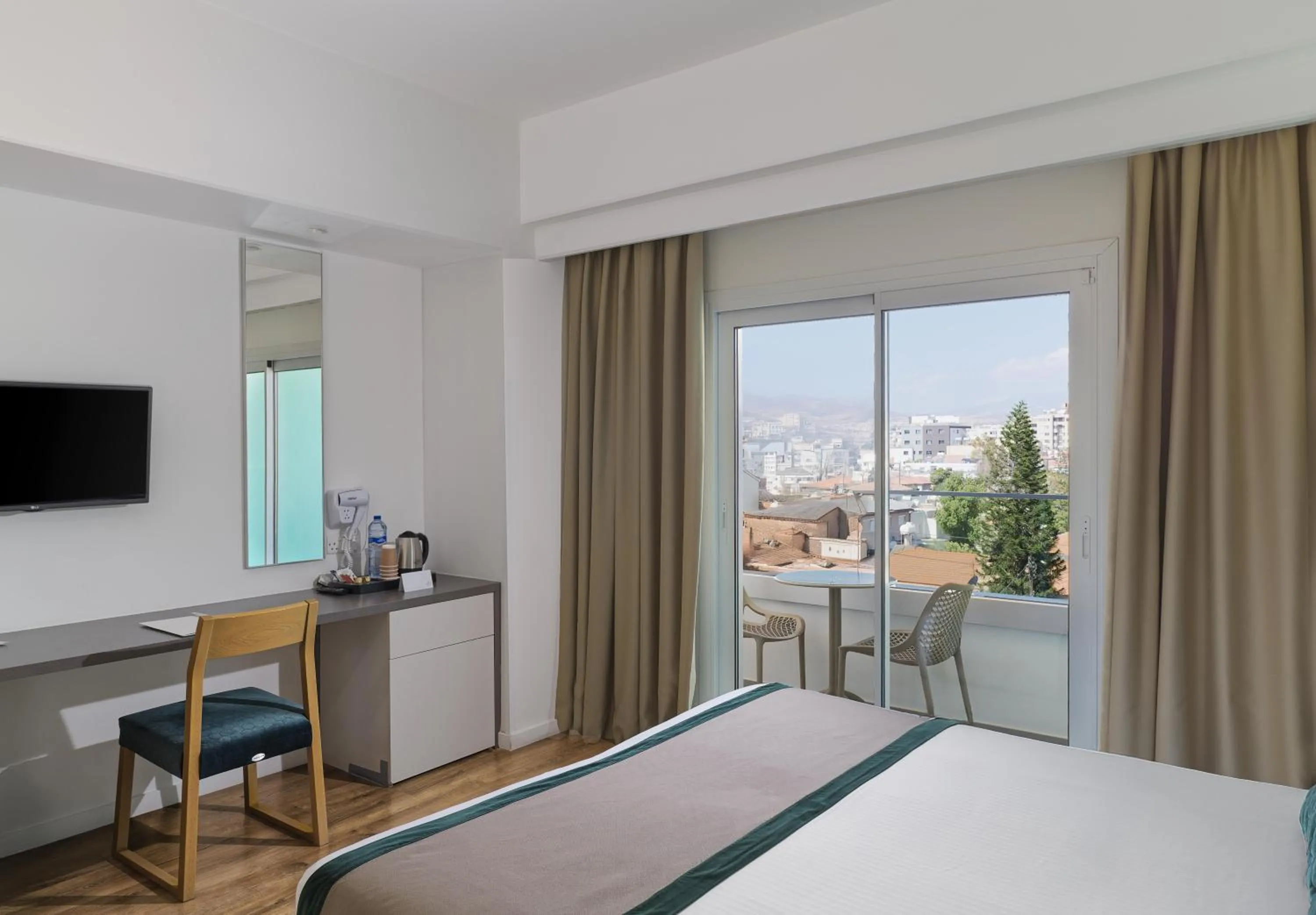 Bedroom, Bed in Pefkos City Hotel