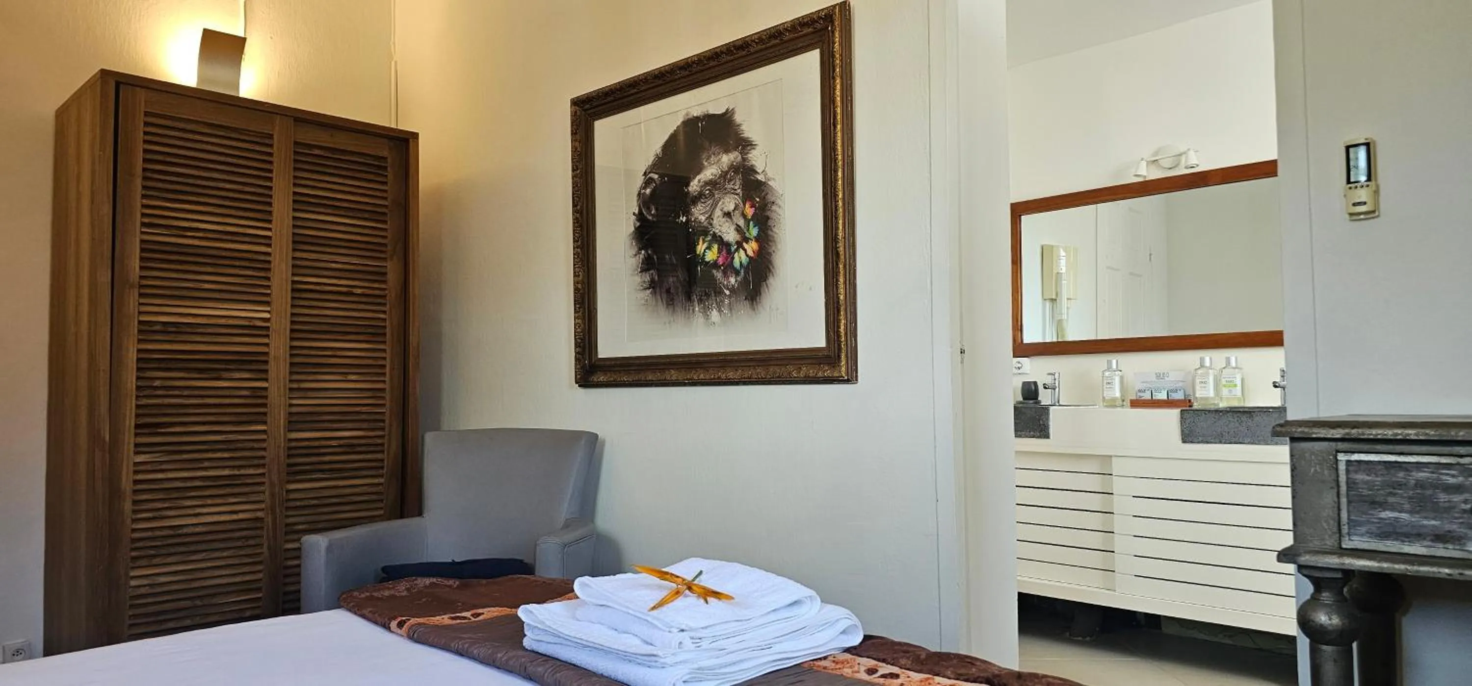 Bedroom, Bed in Habitation Villa Les Cassias