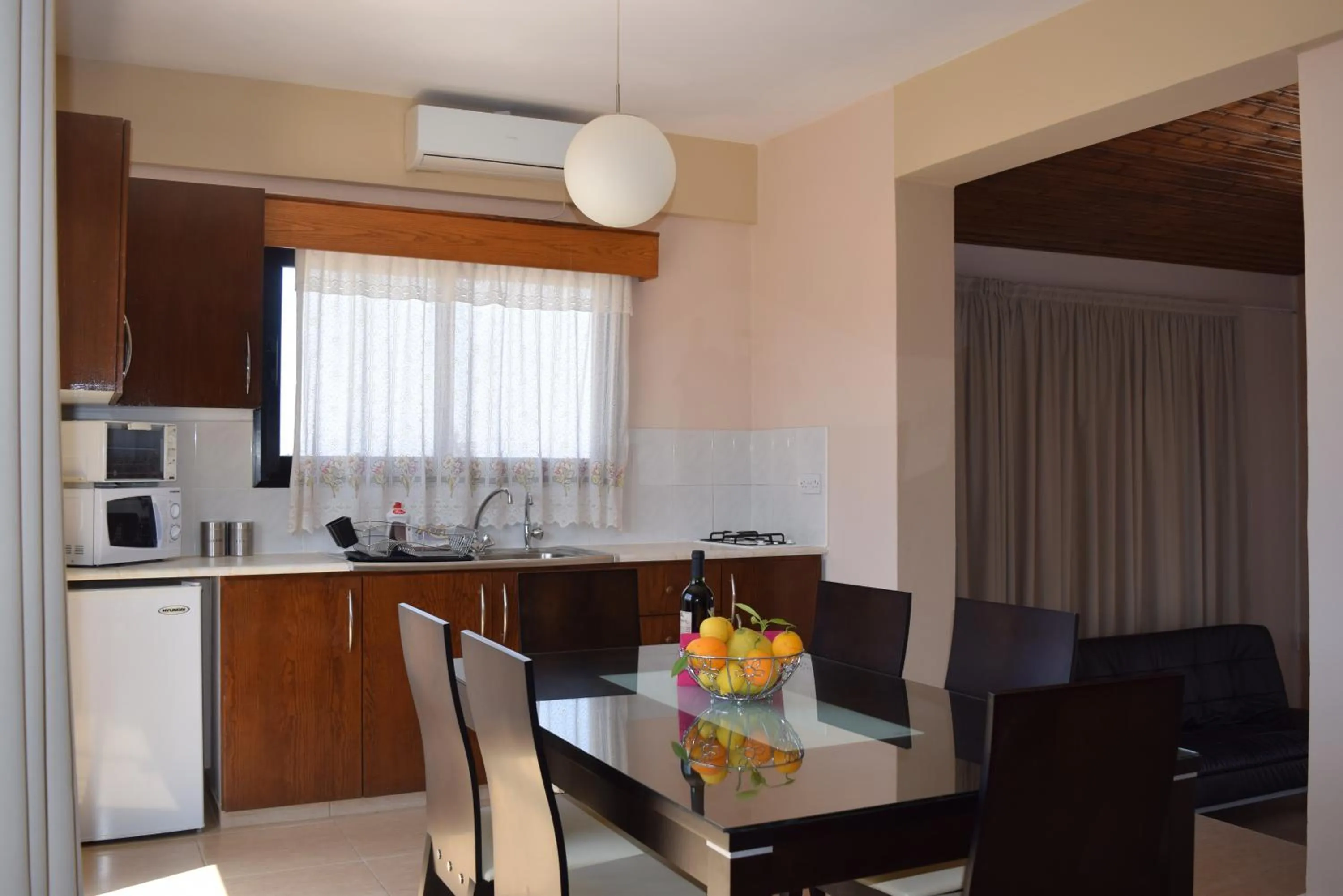 Coffee/tea facilities in Anna Hotel Apartments