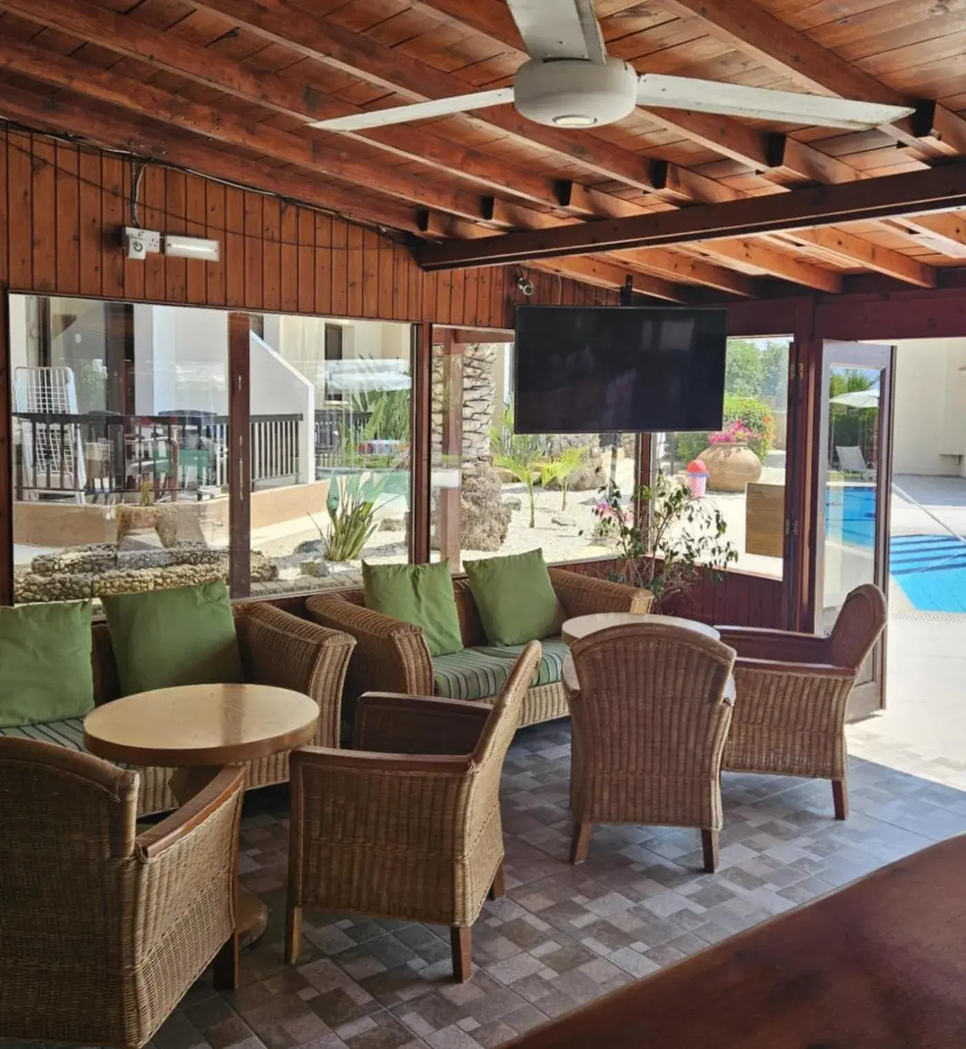 Lounge or bar in Anna Hotel Apartments Lounge or bar in Anna Hotel Apartments