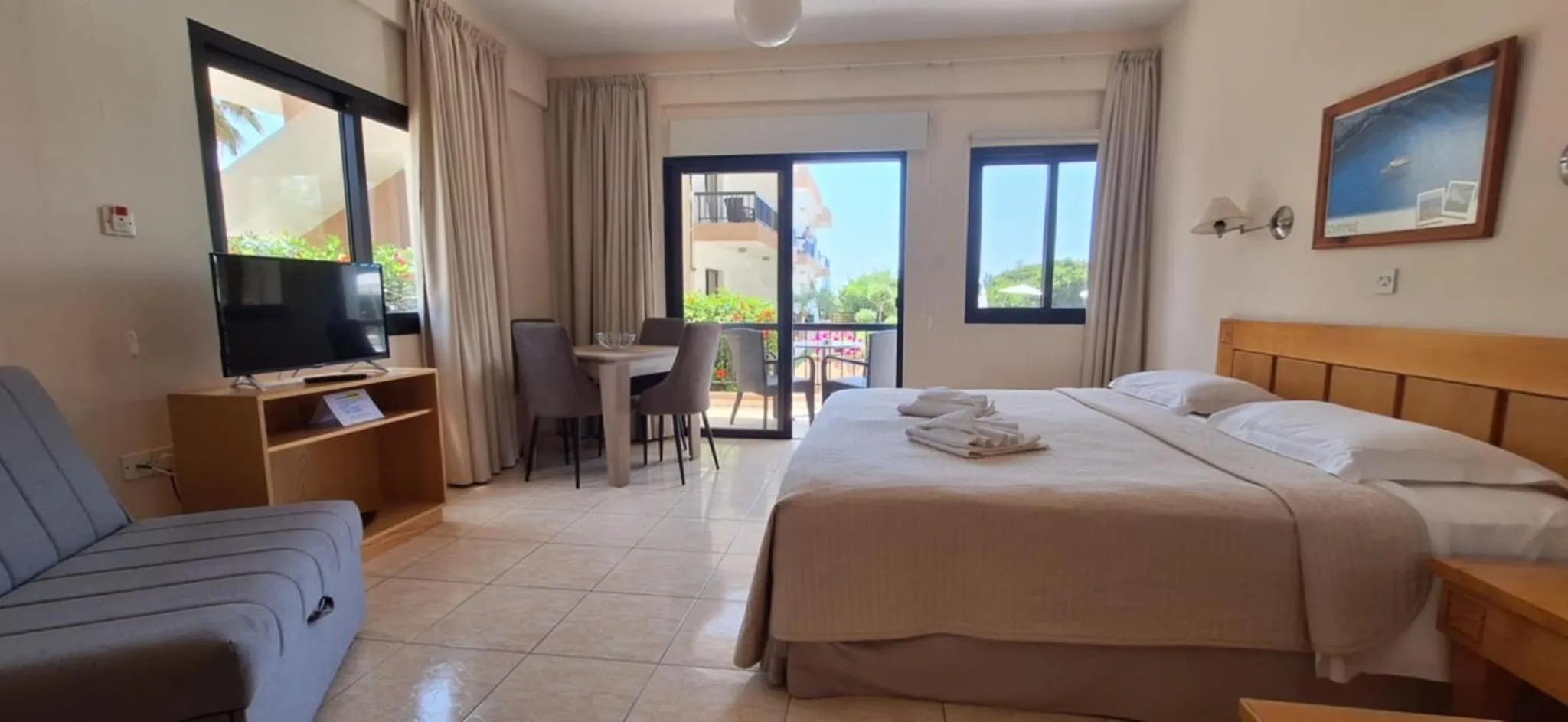 Bed in Anna Hotel Apartments