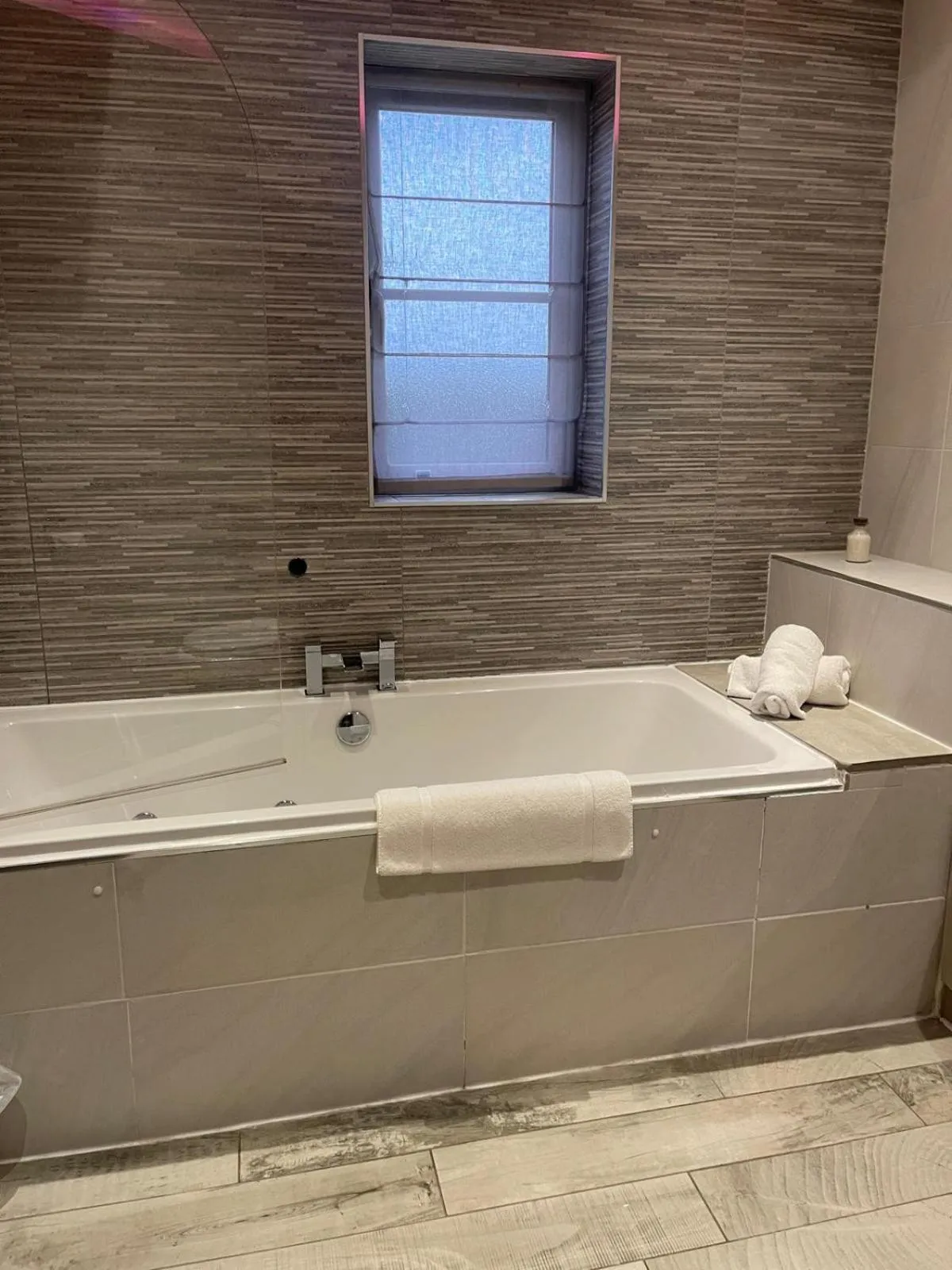 Bedroom in Cock O' Barton