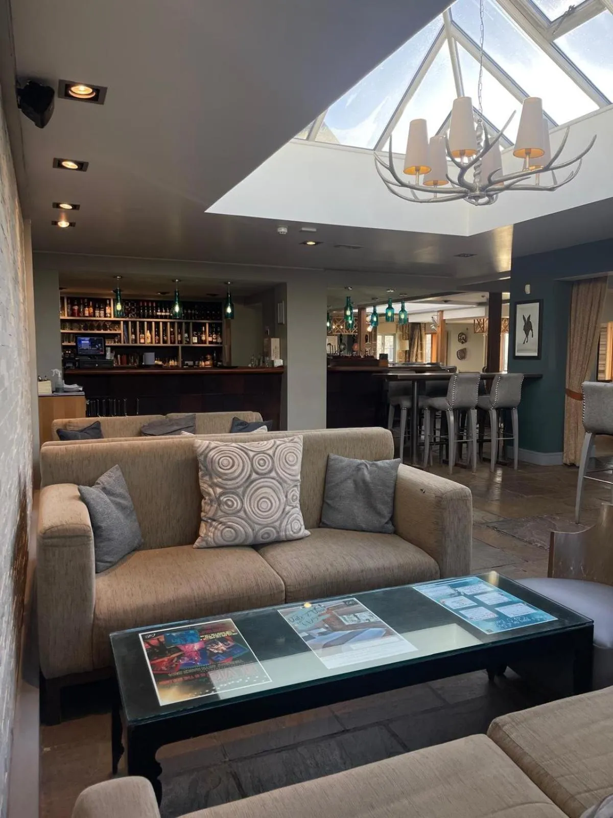 Lounge or bar in Cock O' Barton