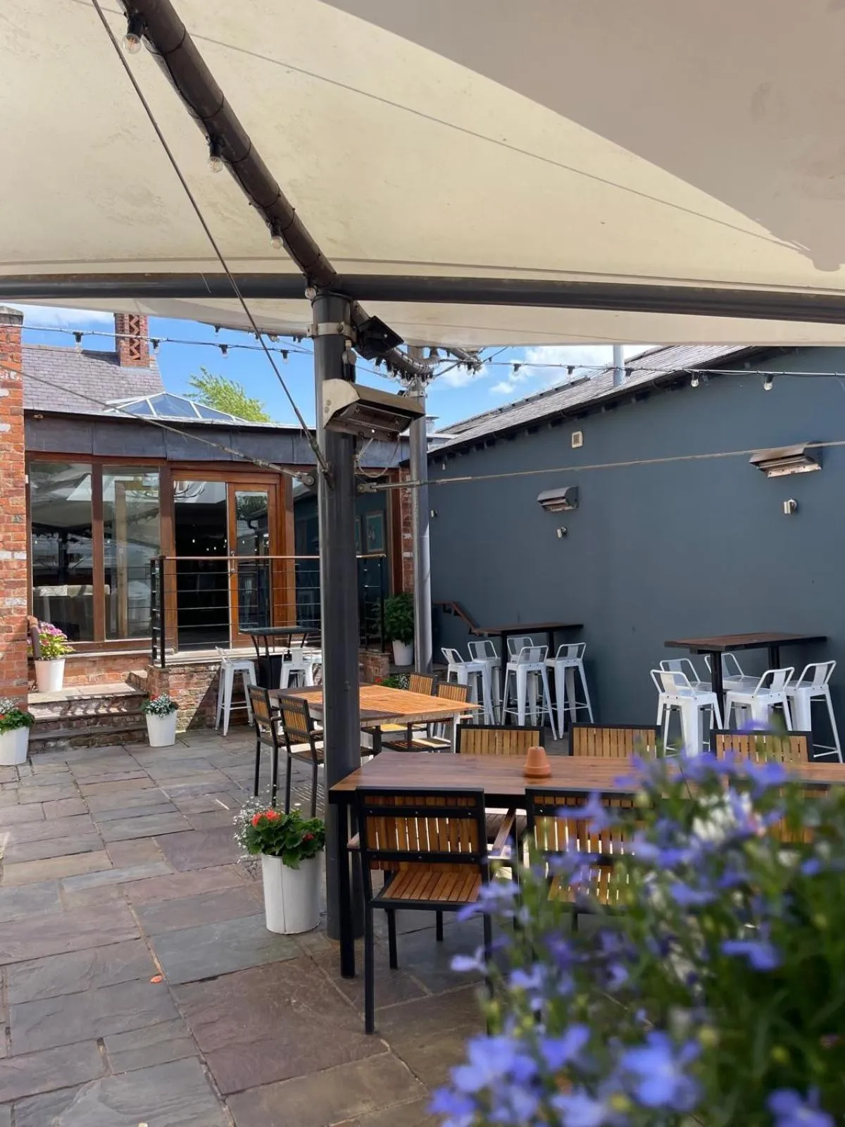 Patio in Cock O' Barton