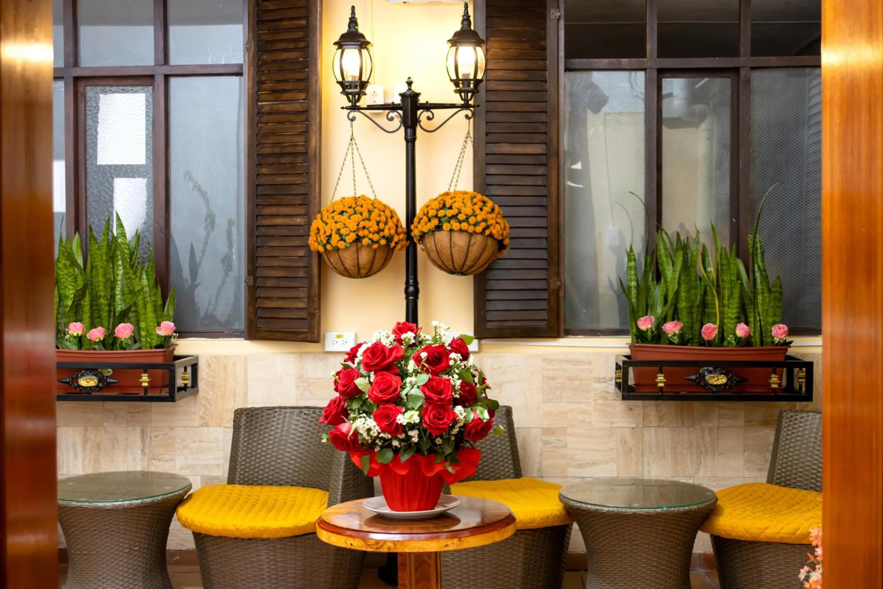 Patio in Friends Hotel & Rooftop - Historic Center & Museums