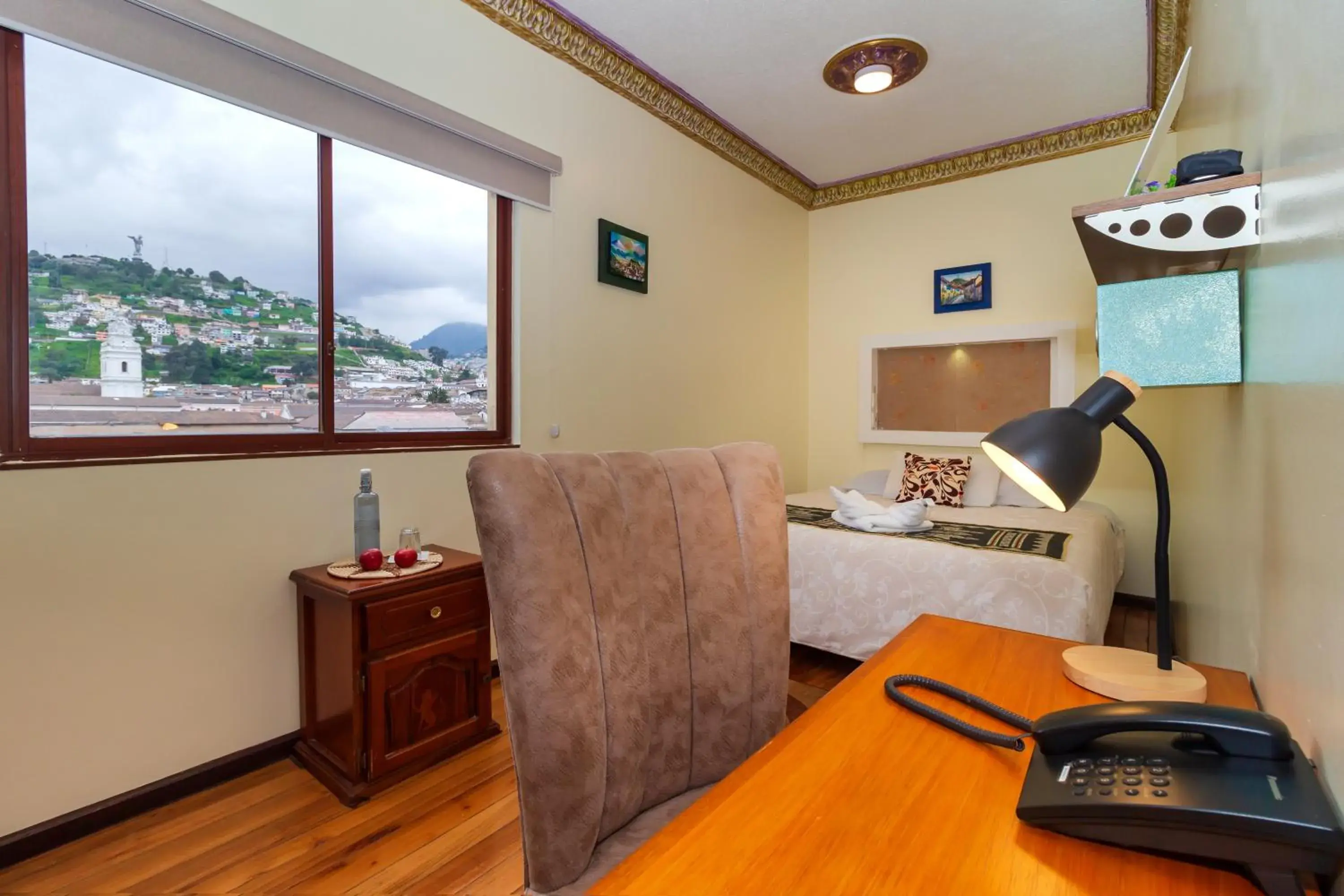 Superior Double Room in Friends Hotel & Rooftop - Historic Center & Museums Superior Double Room in Friends Hotel & Rooftop - Historic Center & Museums