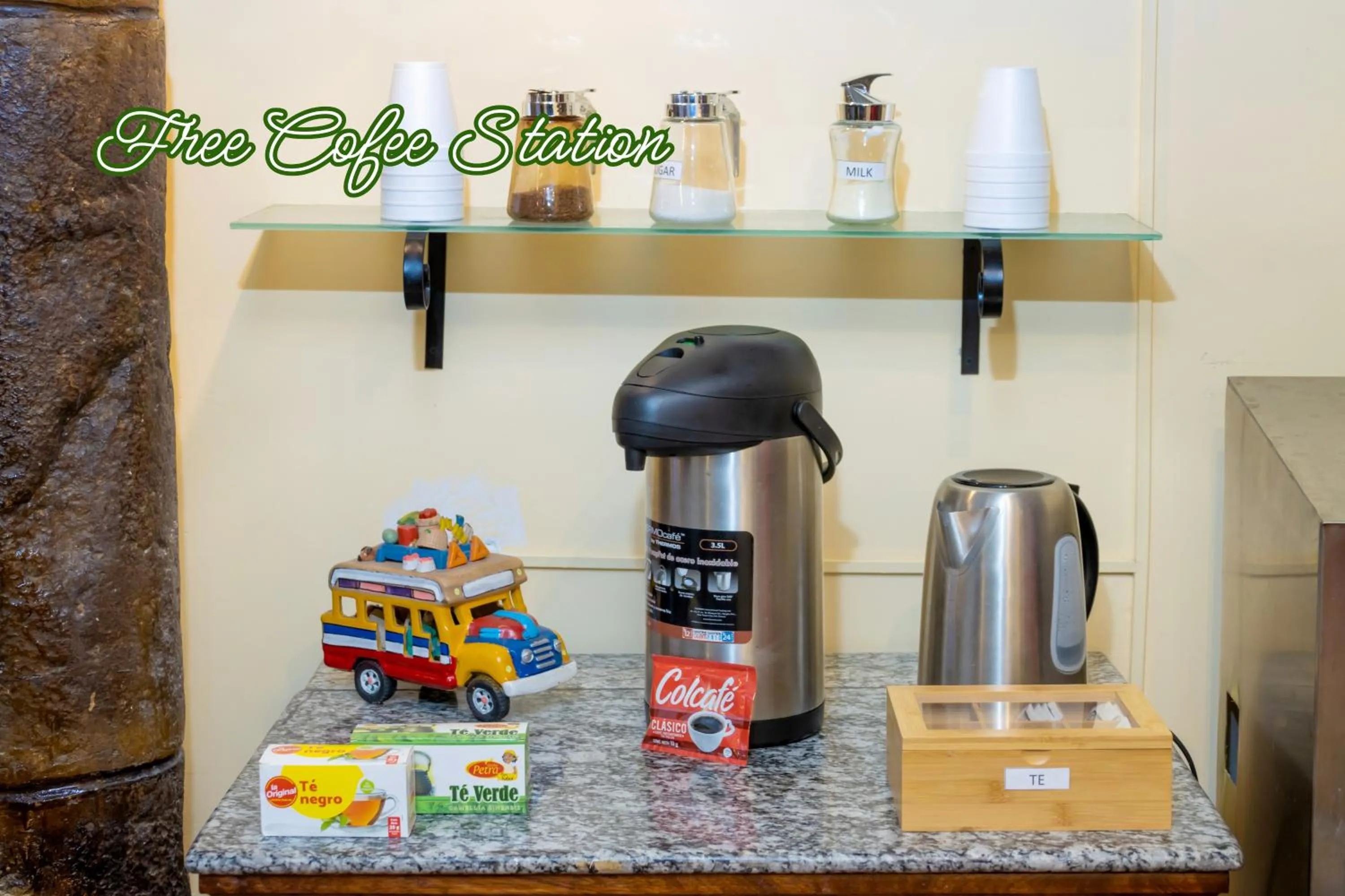 Coffee/tea facilities in Friends Hotel & Rooftop - Historic Center & Museums