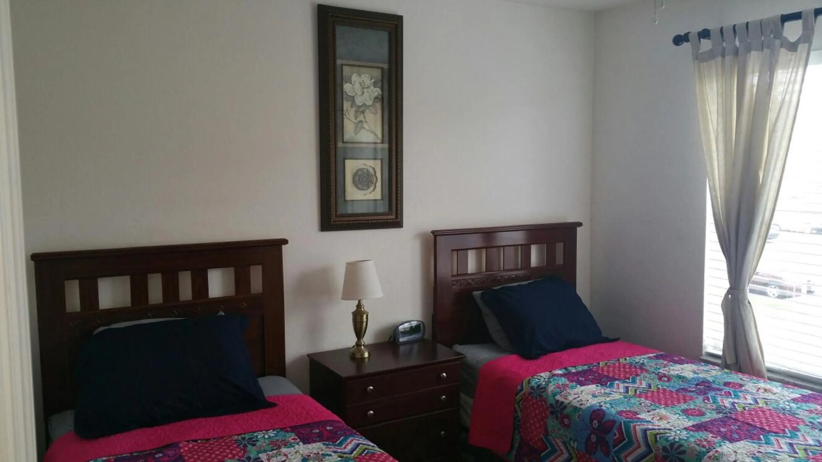 Bed in True Happiness, Housing Near Disney Word