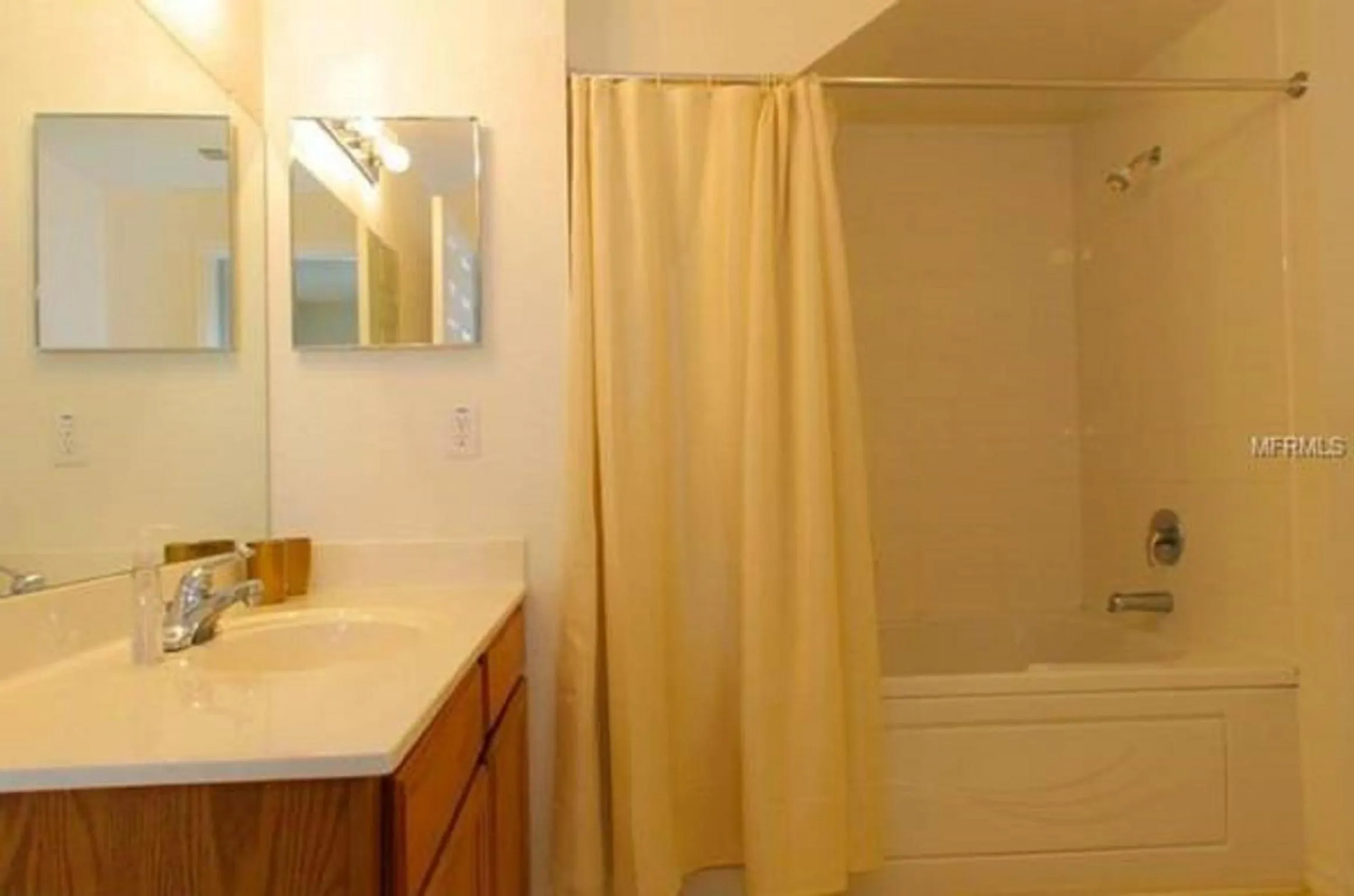 Hot Tub in True Happiness, Housing Near Disney Word