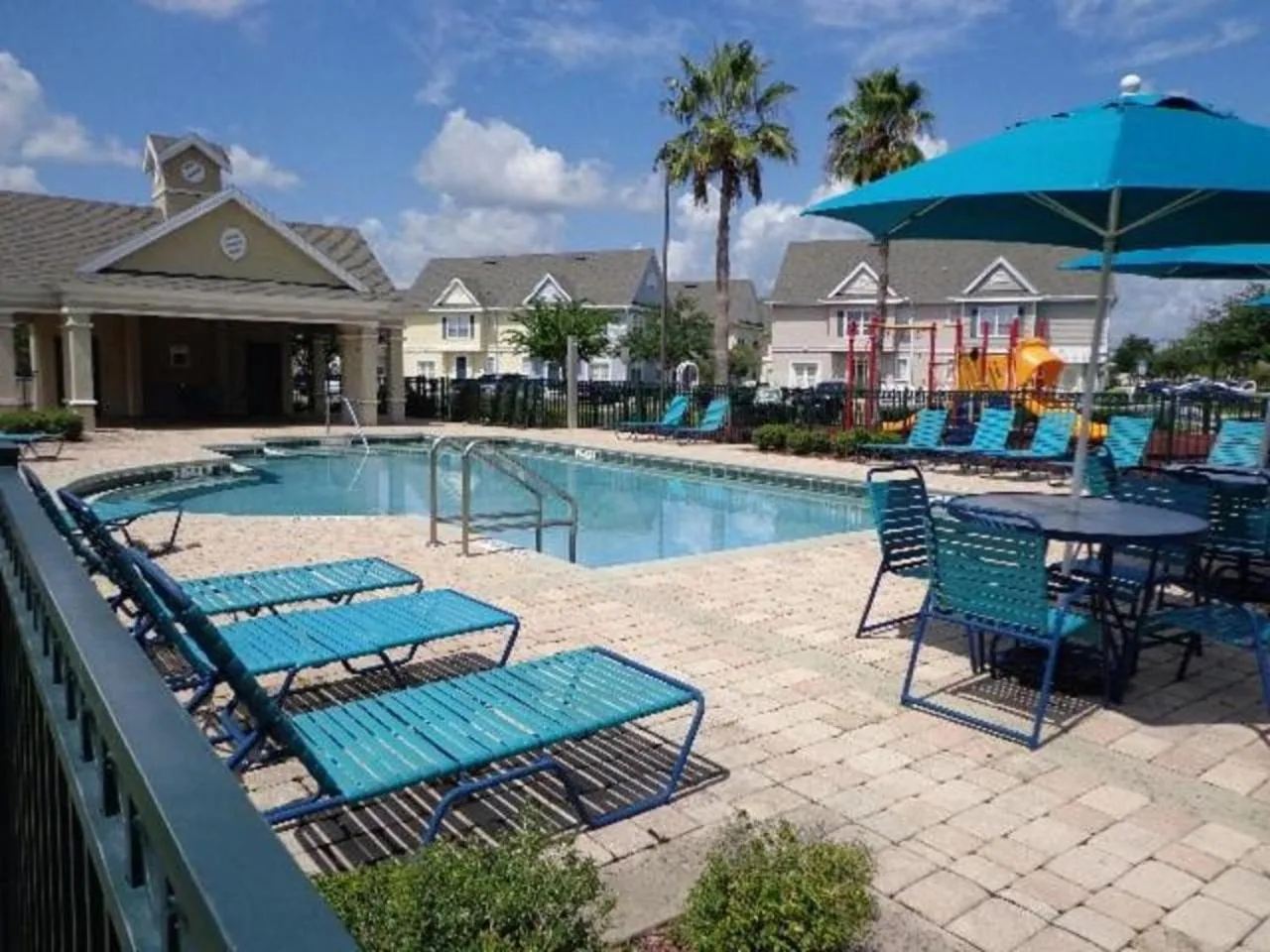 Solarium in True Happiness, Housing Near Disney Word