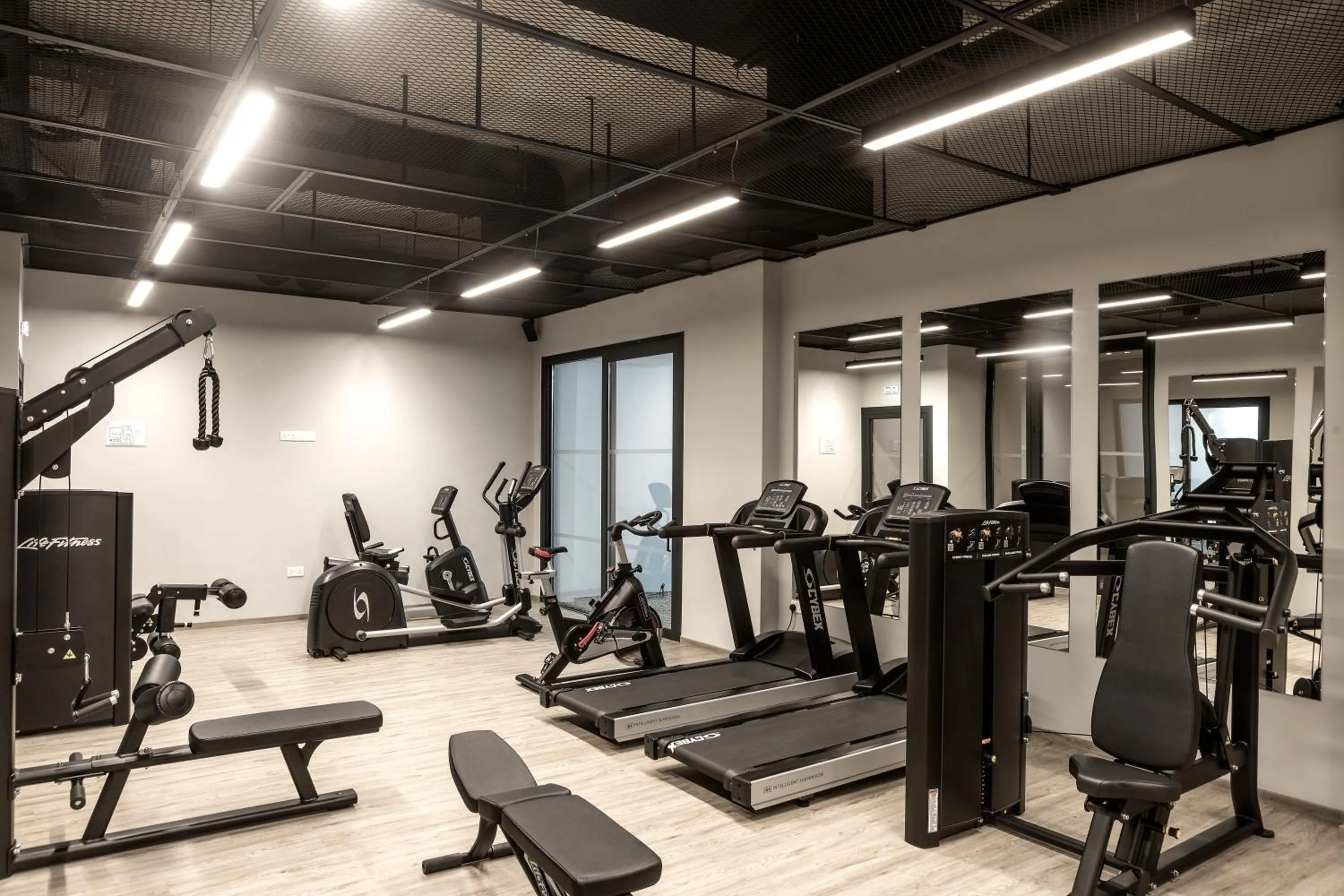 Fitness centre/facilities in Anemi Hotel & Suites