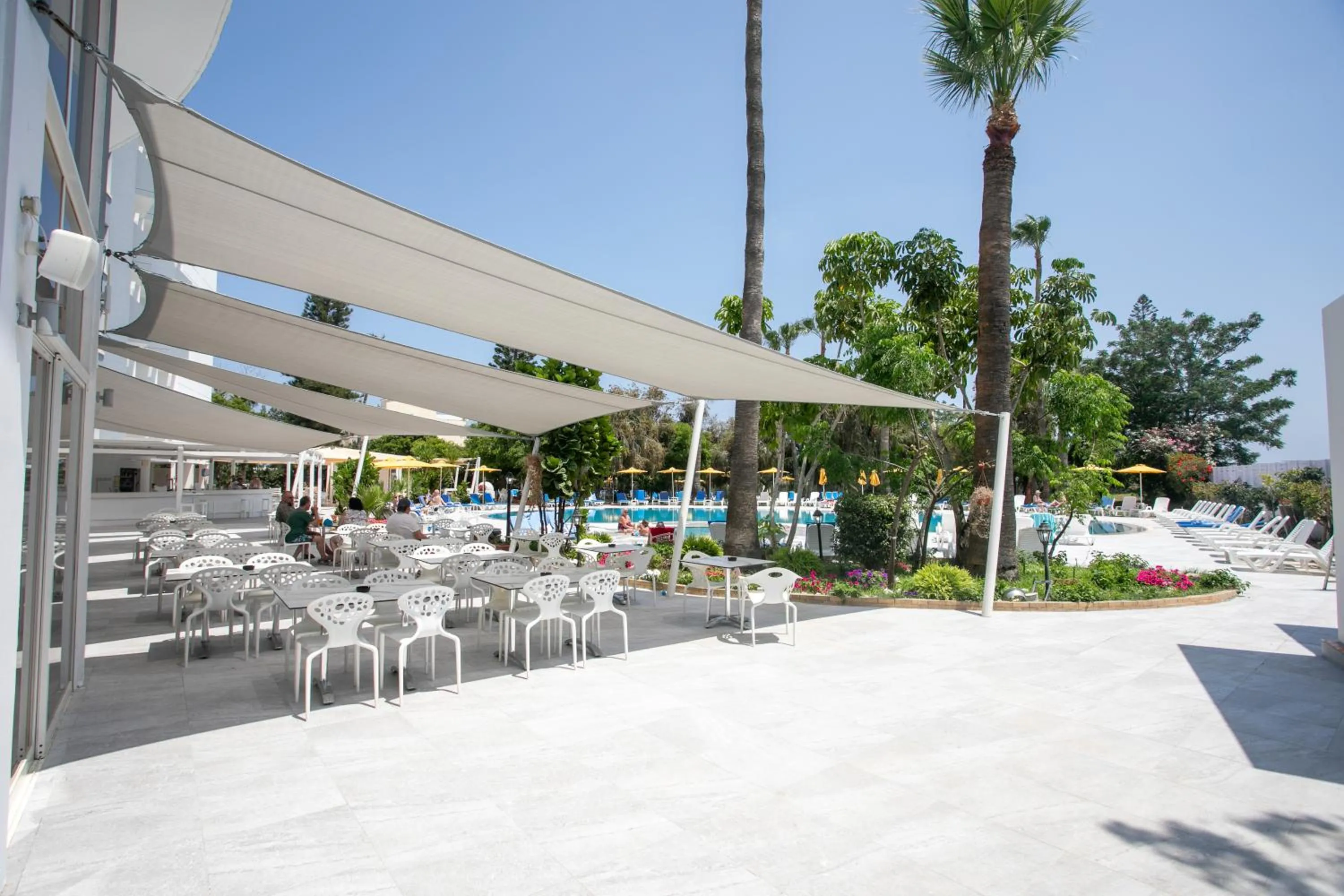 Restaurant/places to eat in Papouis Protaras Hotel