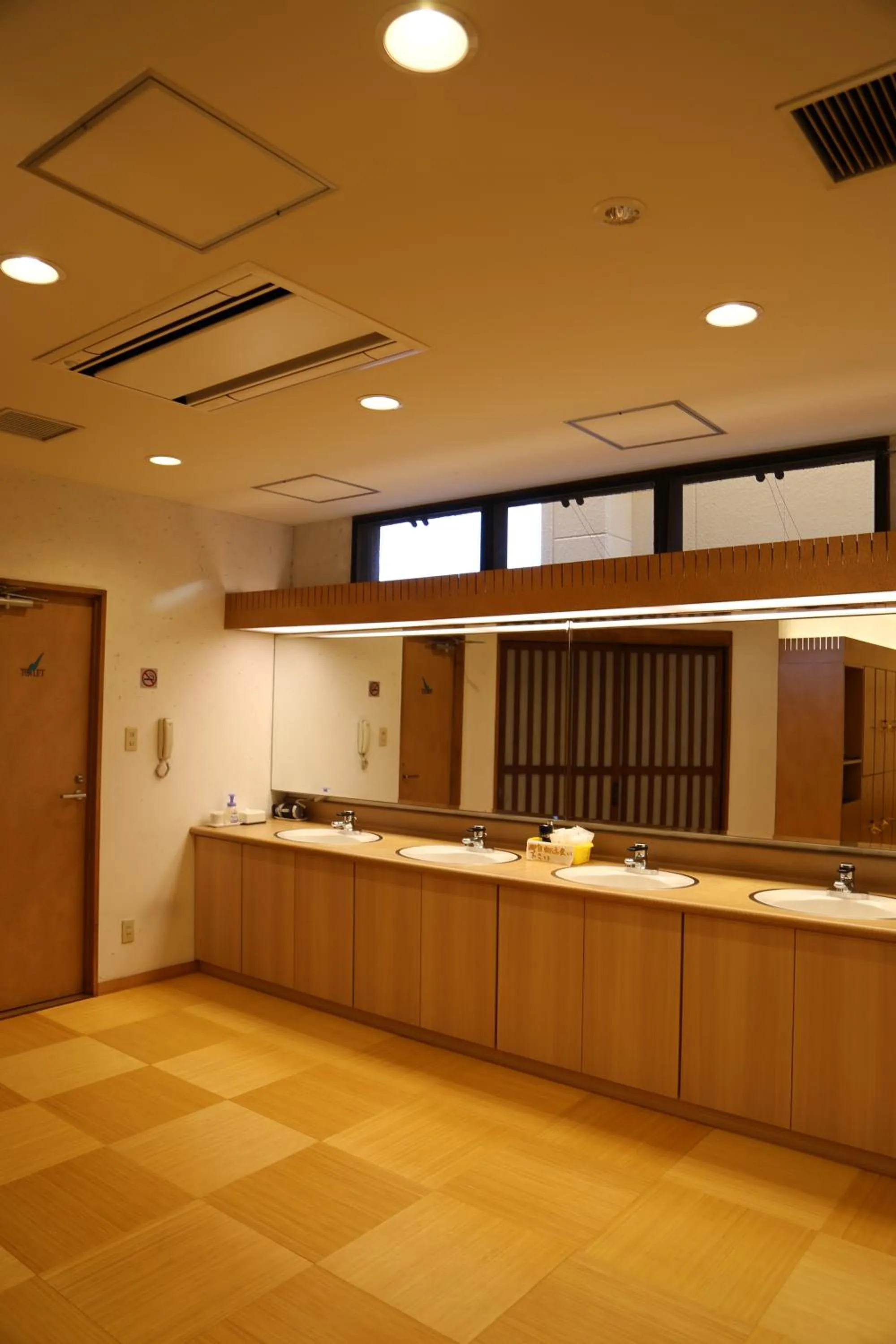 Bathroom in Hotel Plaza Arakawaoki