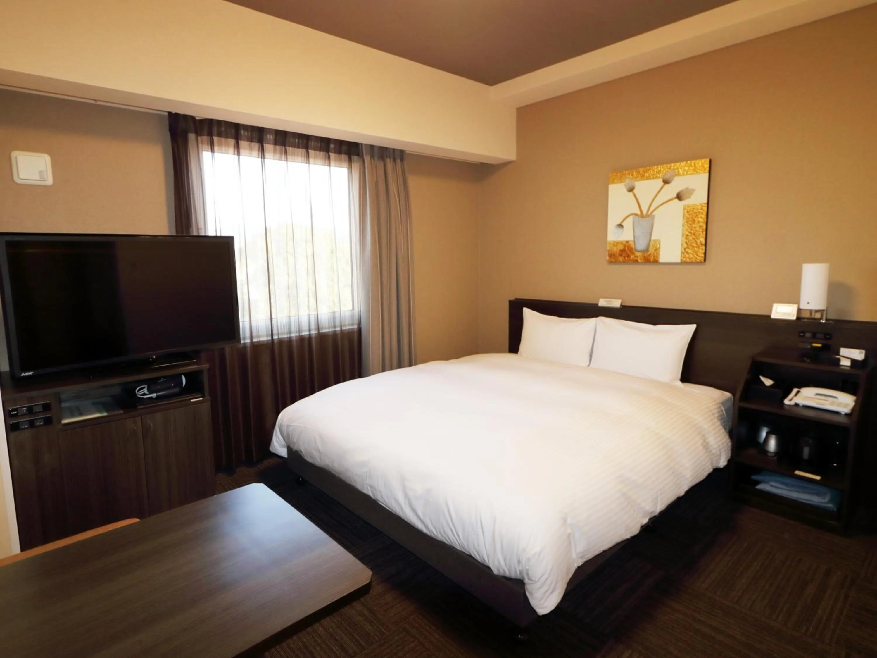 Photo of the whole room, Bed in Hotel Route-Inn Shimizu Inter