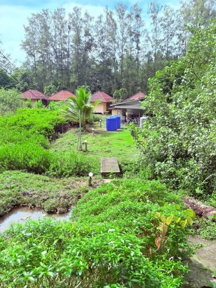 Namtok Bungalows