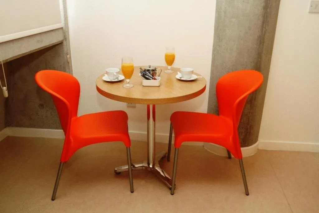 Restaurant/places to eat in Allegra GSP Sport Center