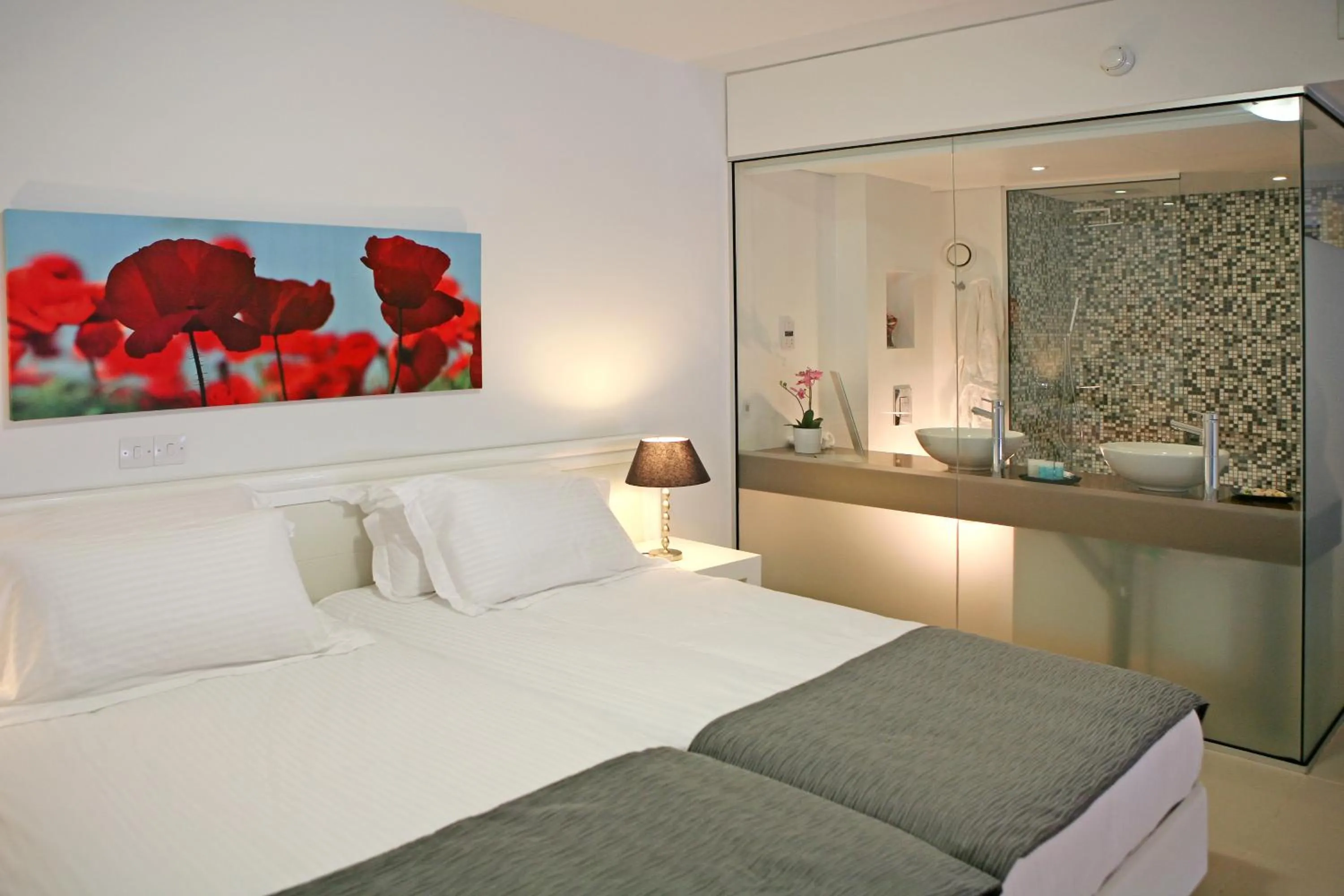 Bed in Alva Hotel Apartments