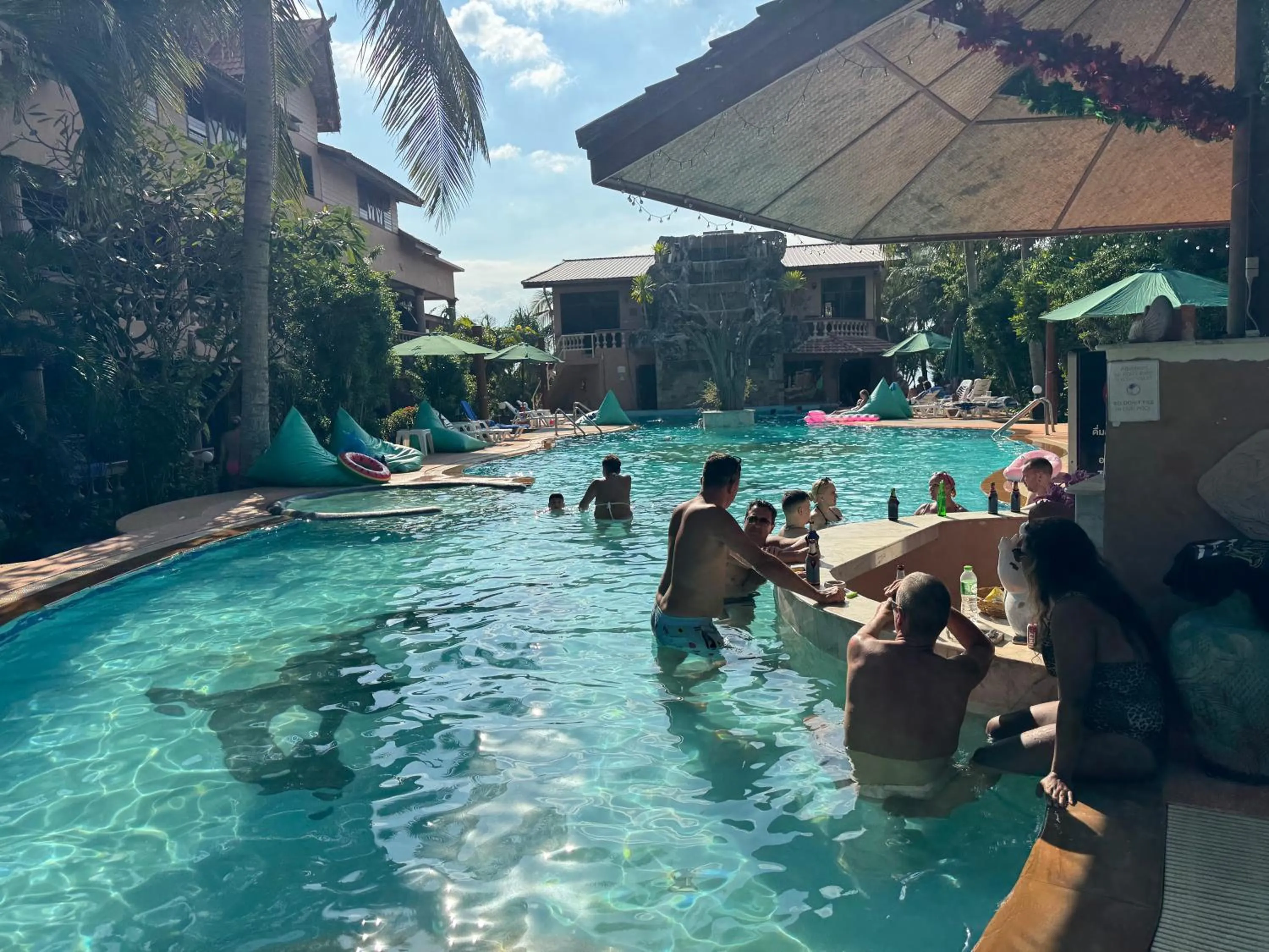 Swimming pool in Laguna Beach Club Resort