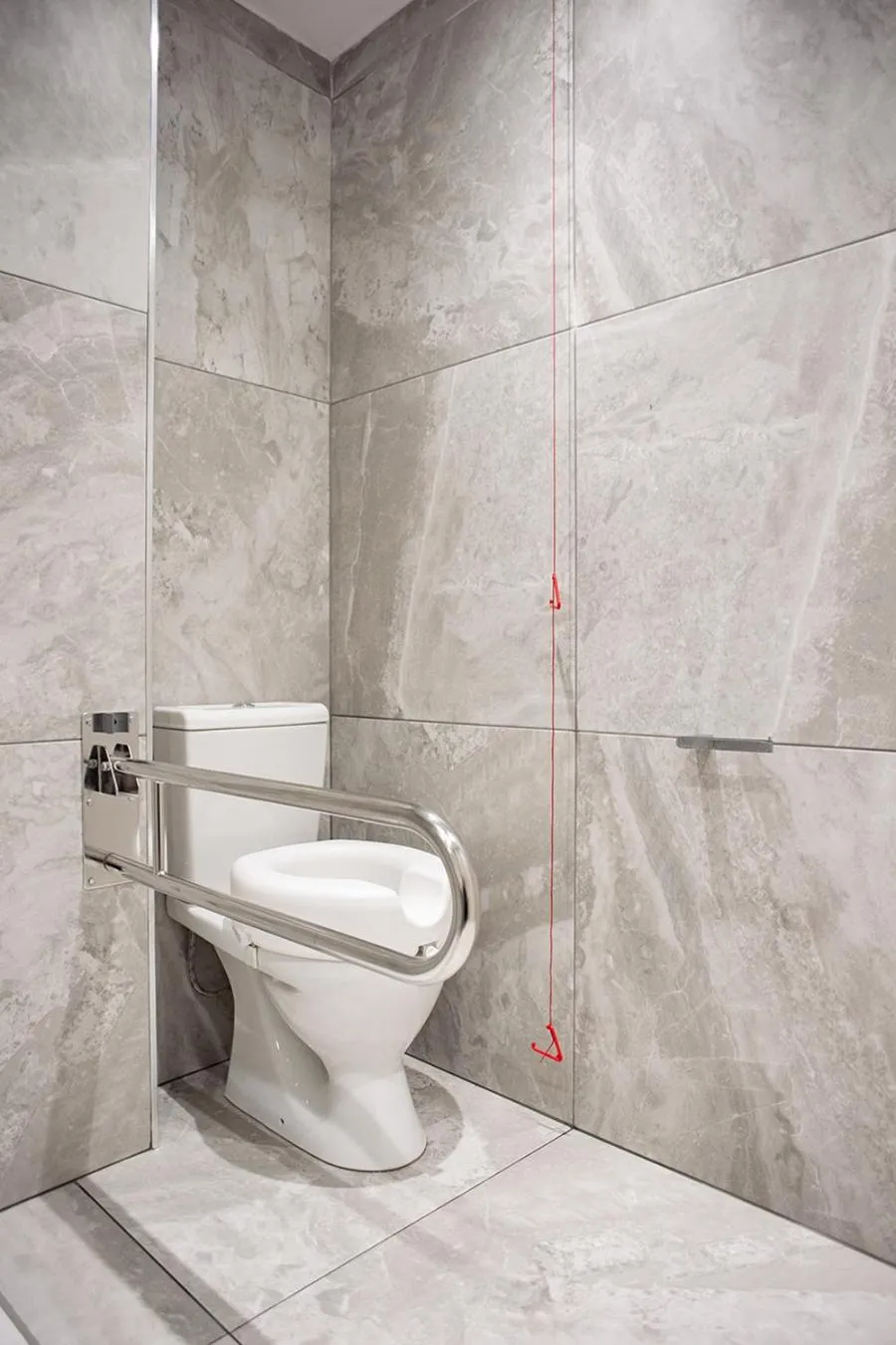 Toilet in Roseum Boutique Hotel