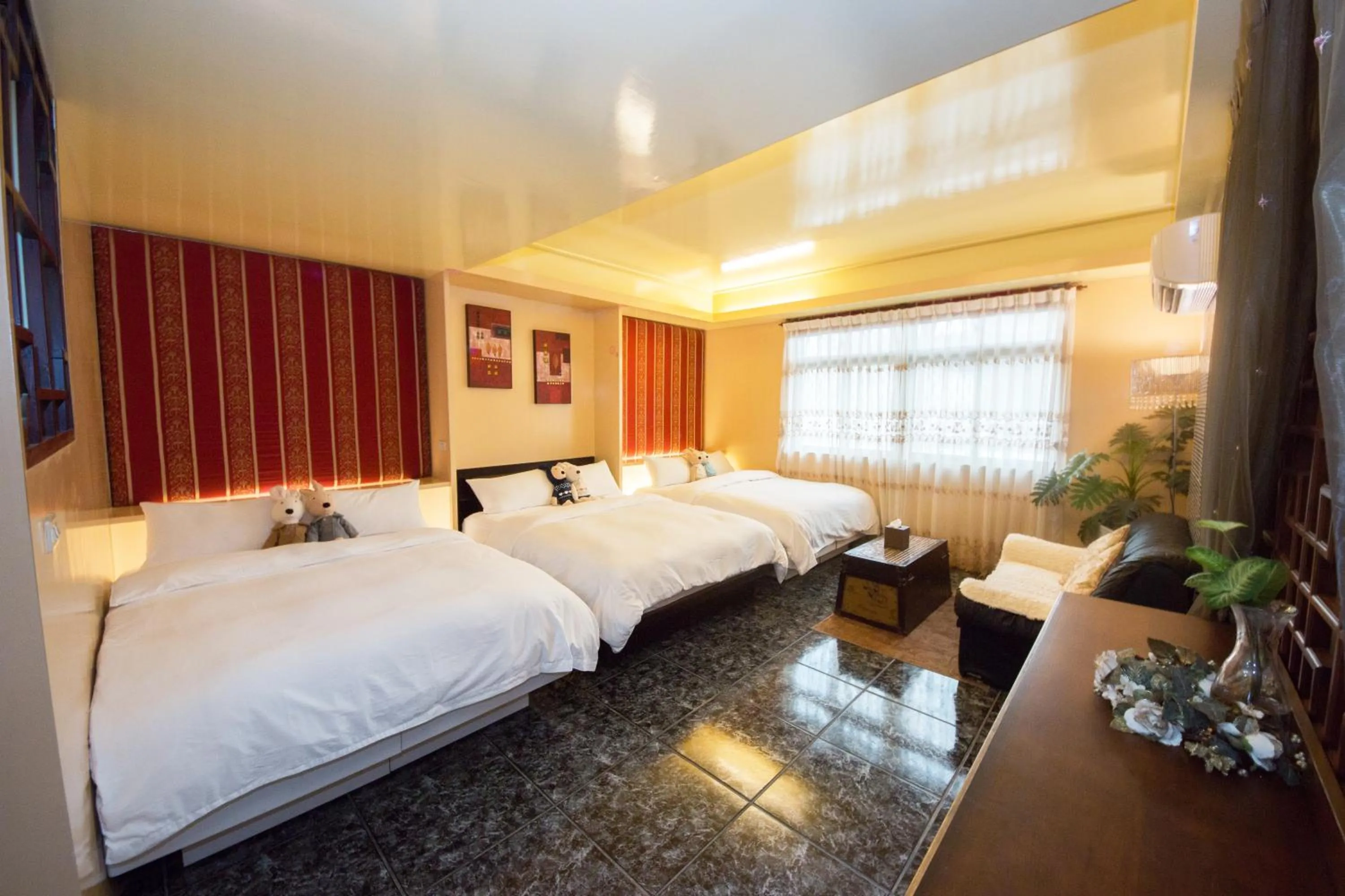 Seating area in Blissful Star