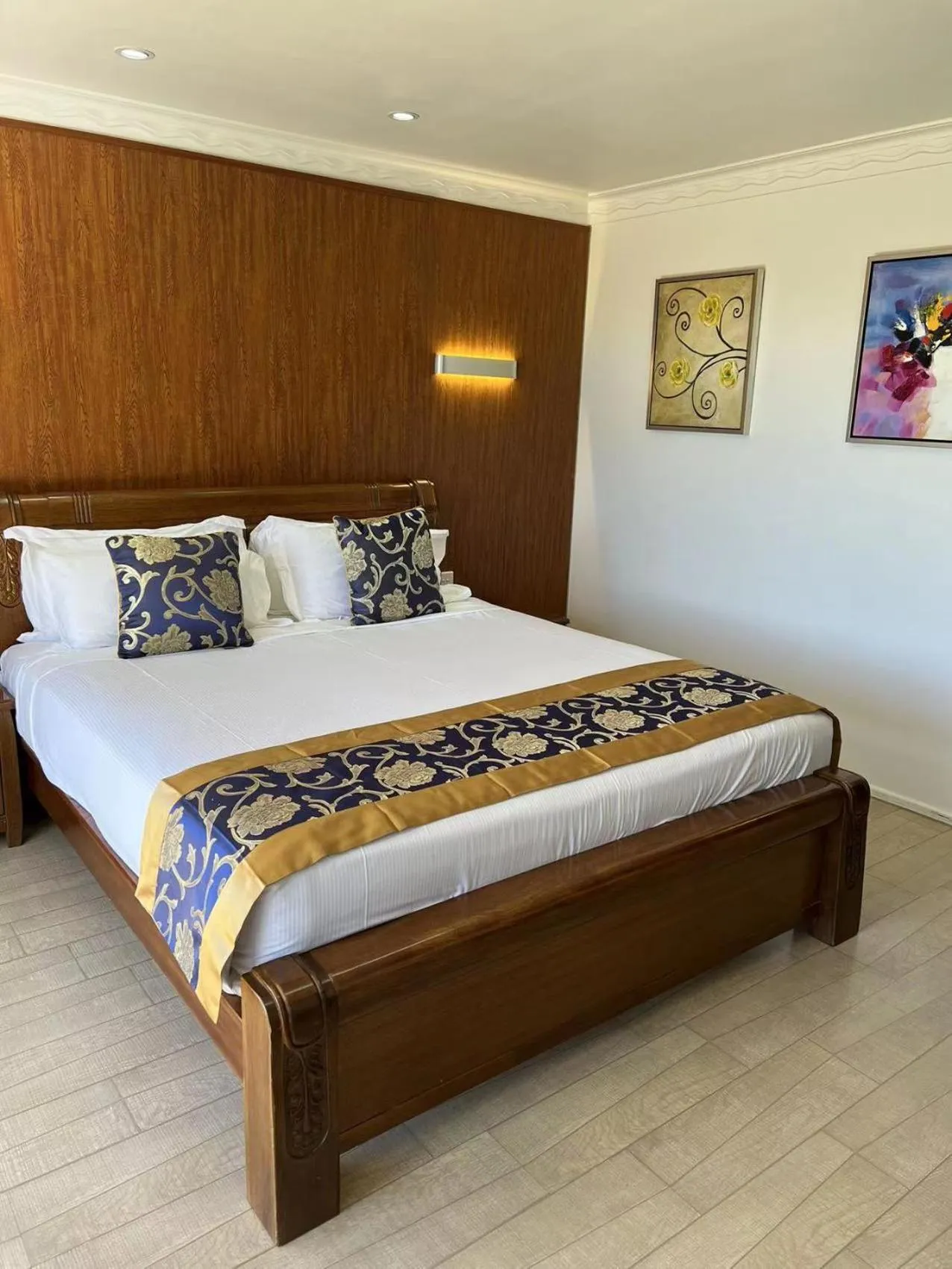 Bed in Oxley Motor Inn