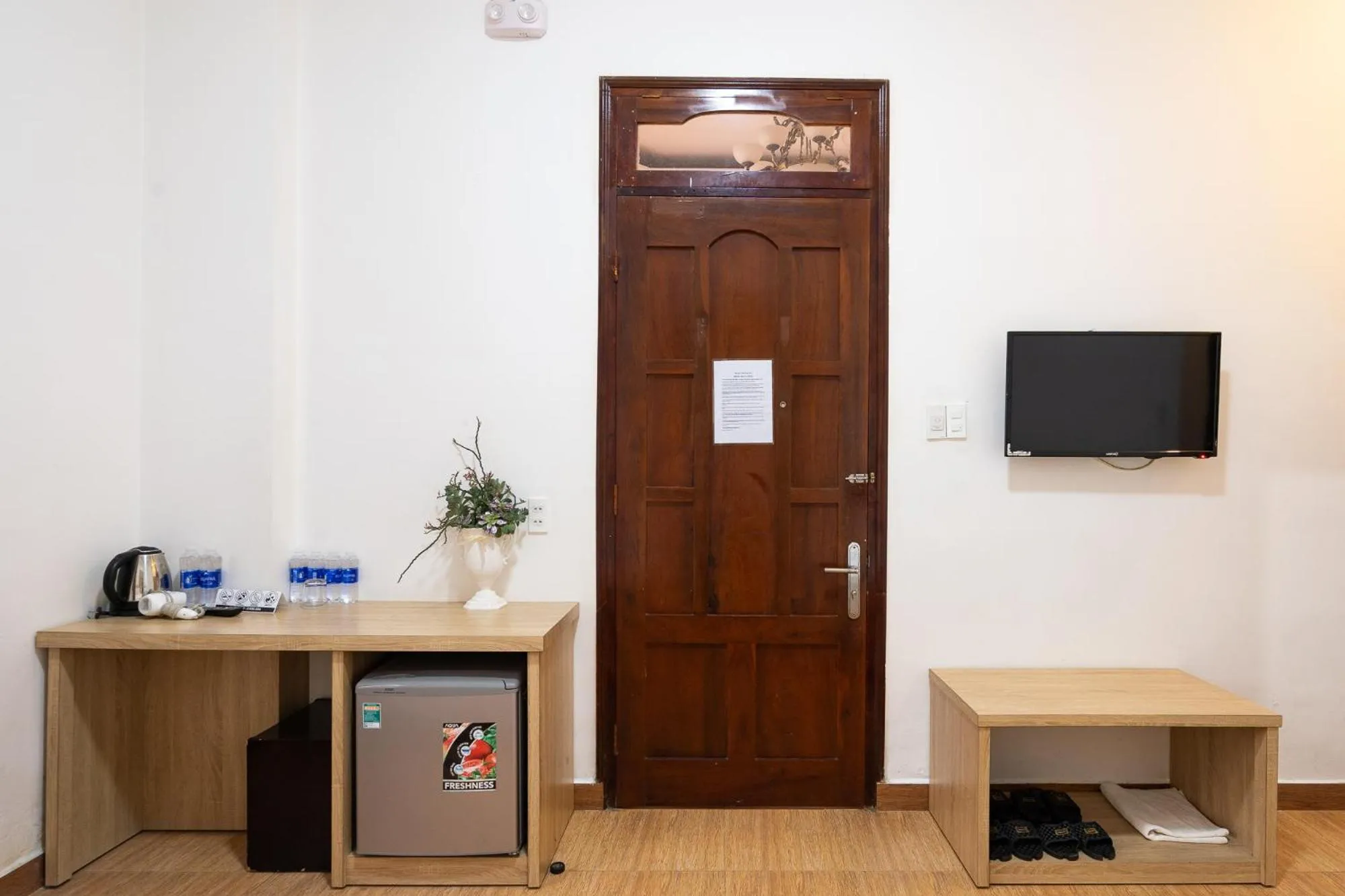 minibar in Ngoc Nguyen Anh Hotel Da Lat