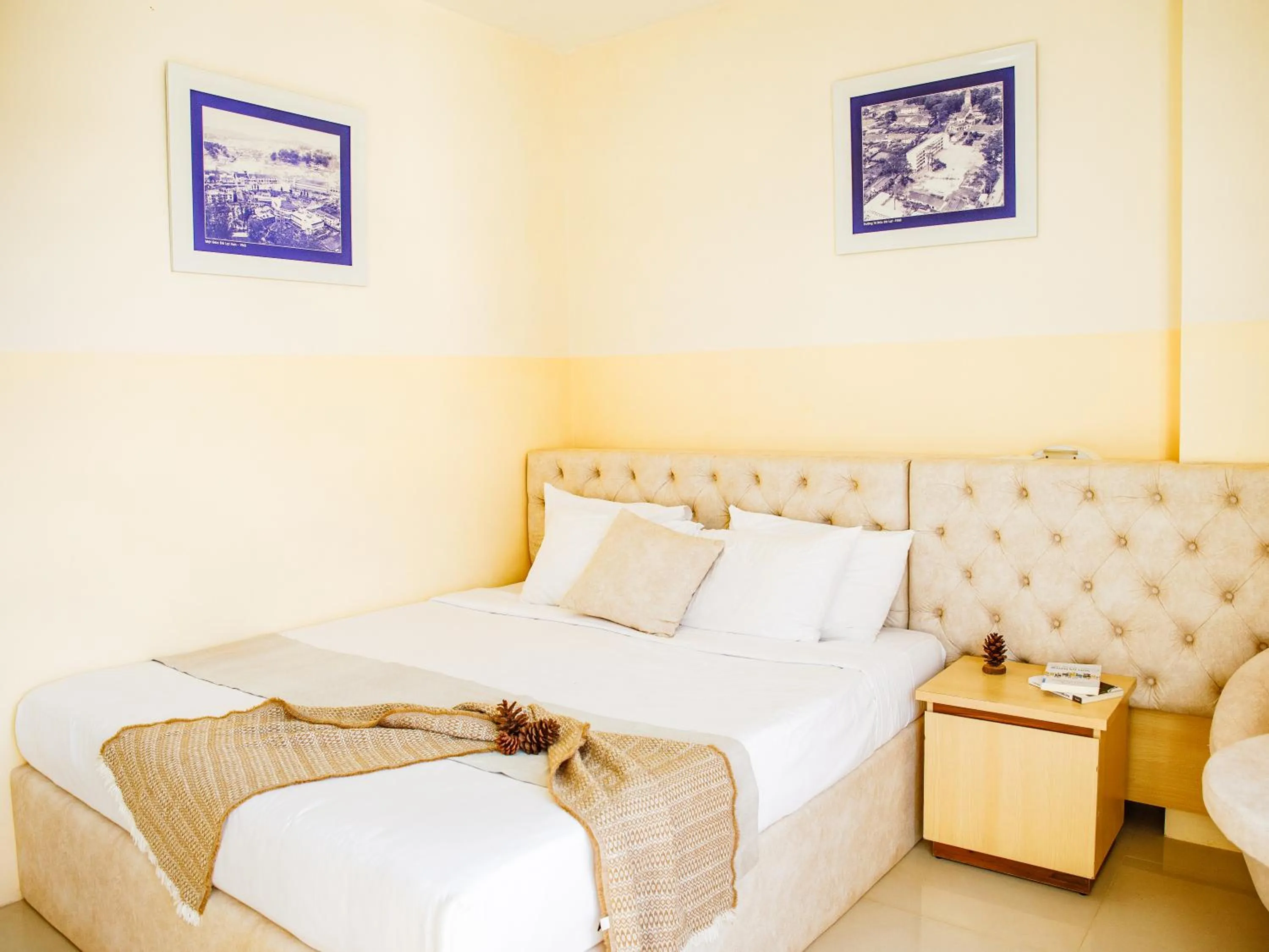 Bed in Ngoc Nguyen Anh Hotel Da Lat