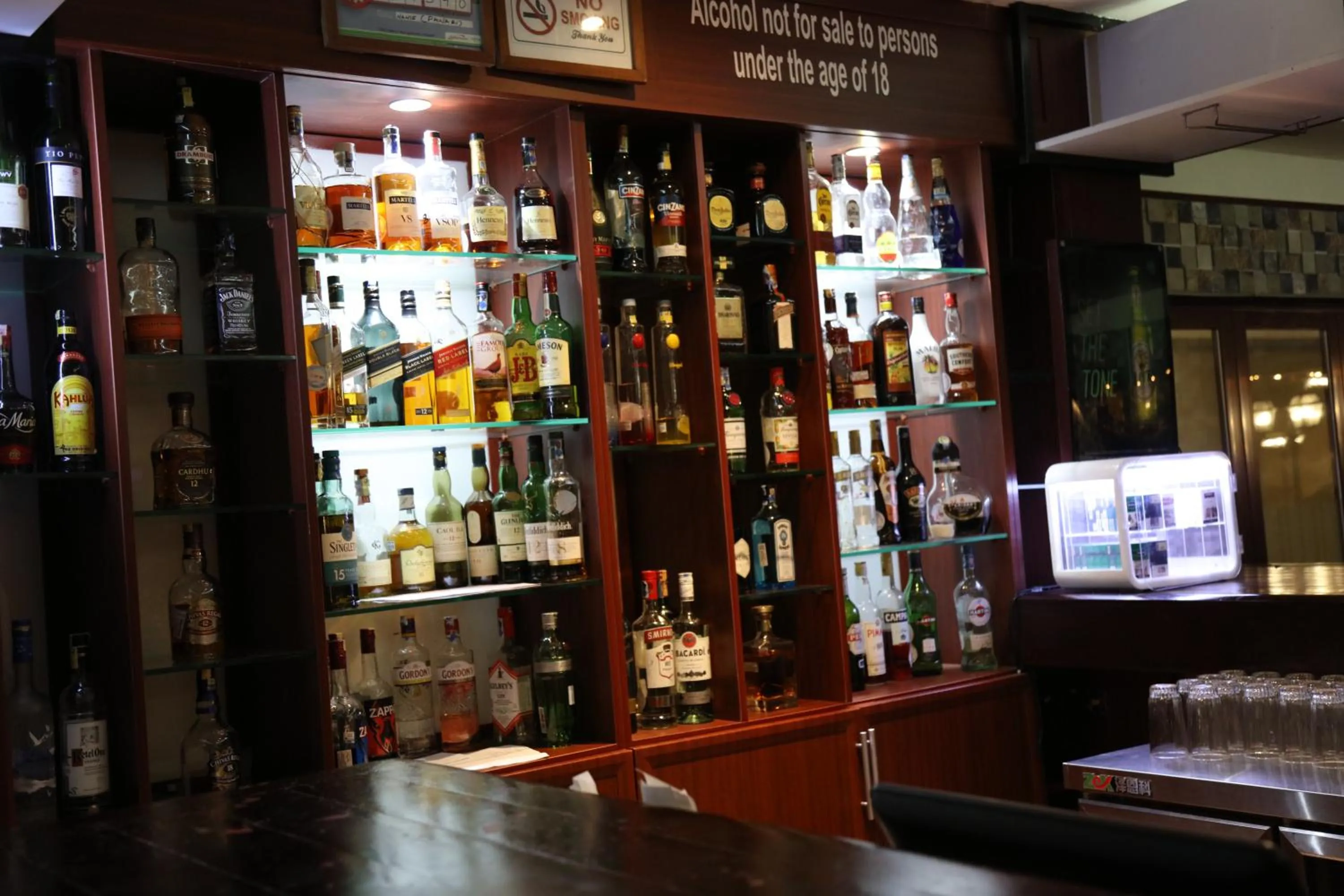 Lounge or bar in Panari Resort, BW Signature Collection