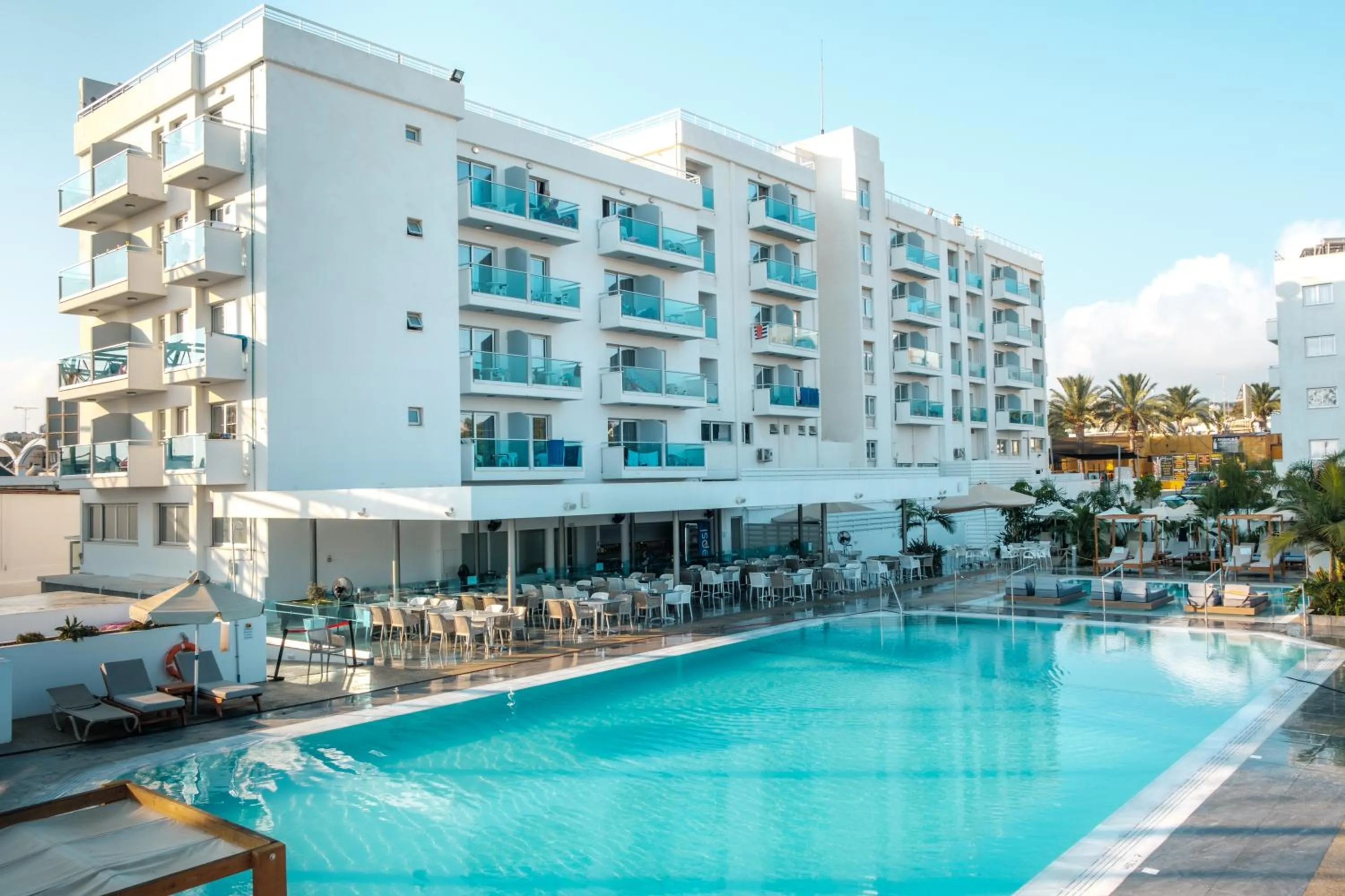 Swimming pool in Kapetanios Bay Hotel Protaras
