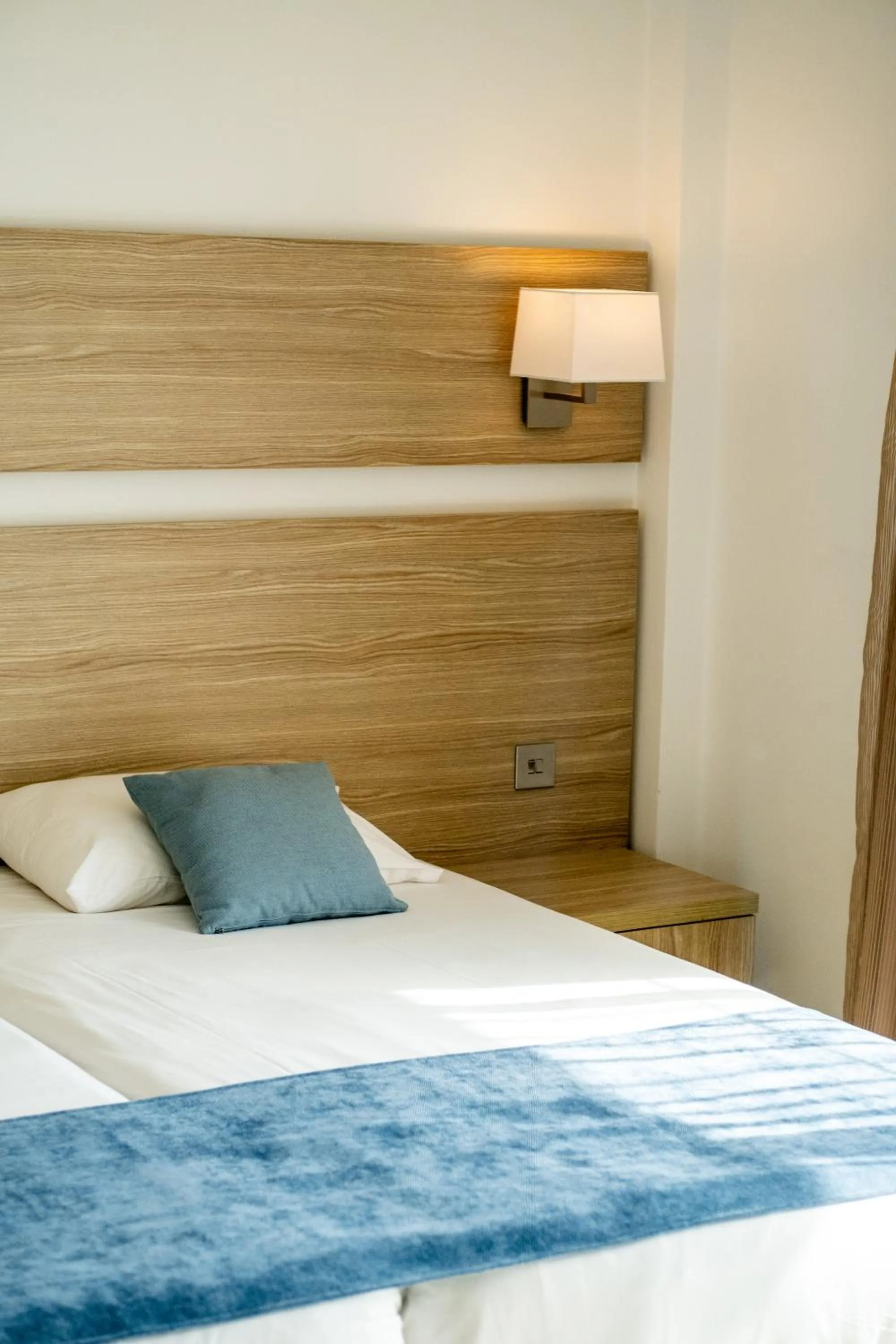 Bed in Kapetanios Bay Hotel Protaras