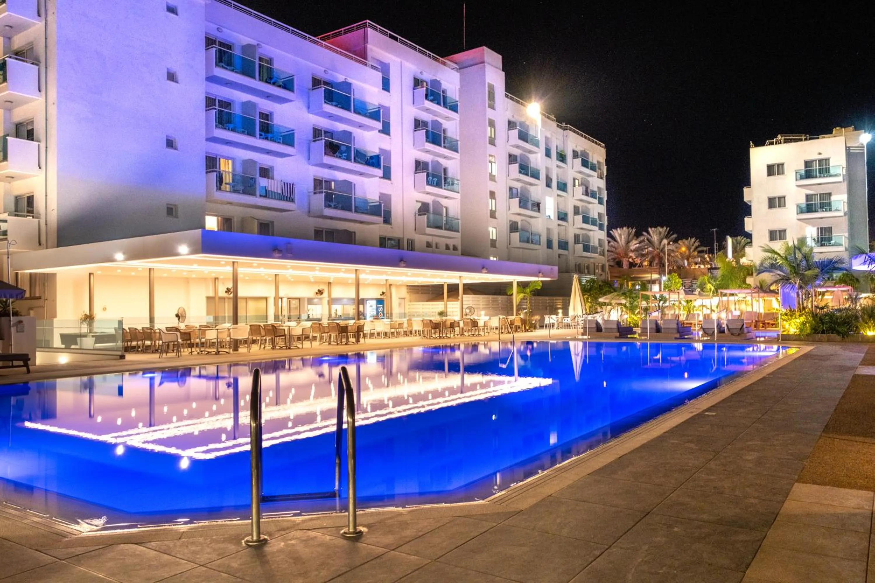 Night in Kapetanios Bay Hotel Protaras