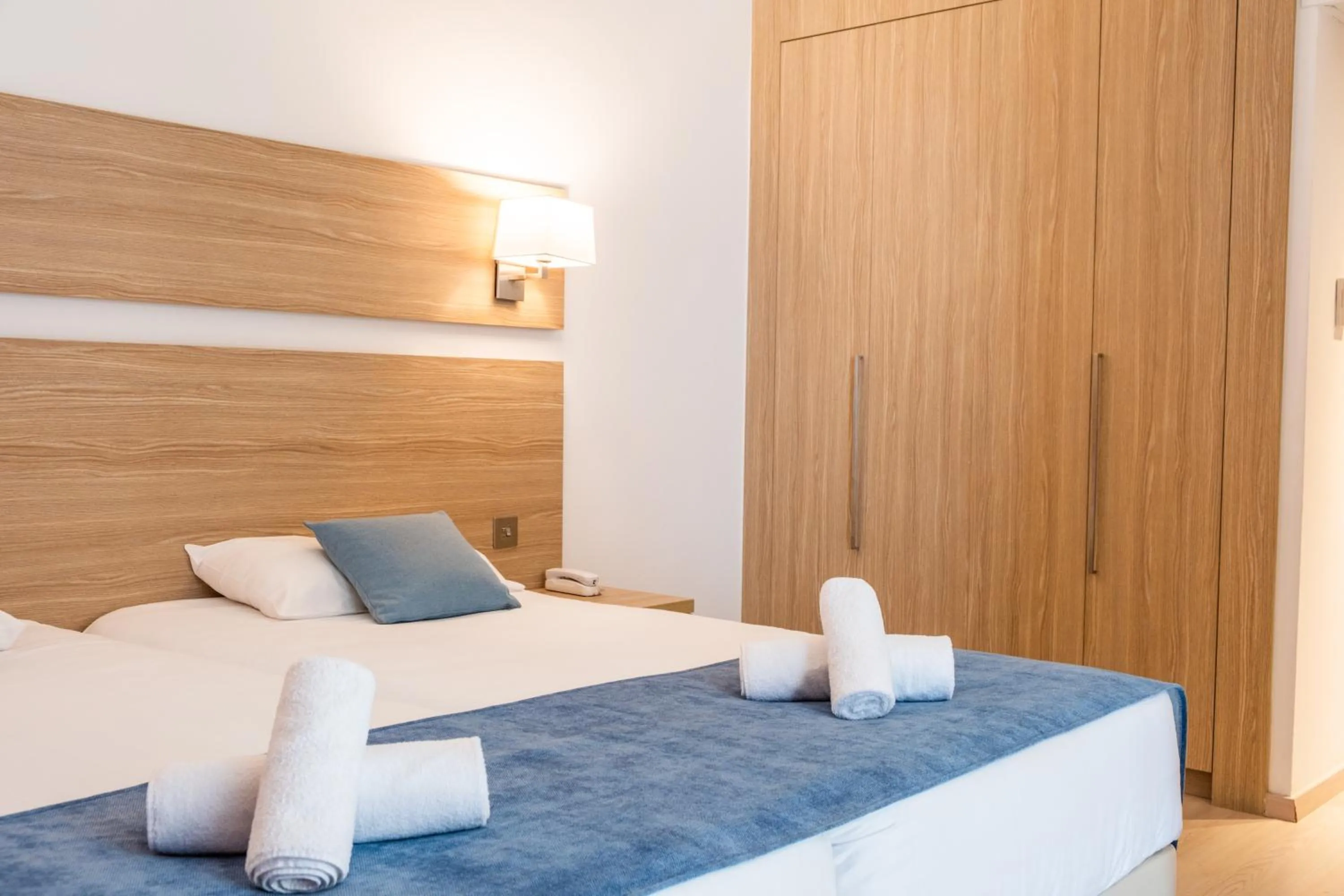 Bed in Kapetanios Bay Hotel Protaras