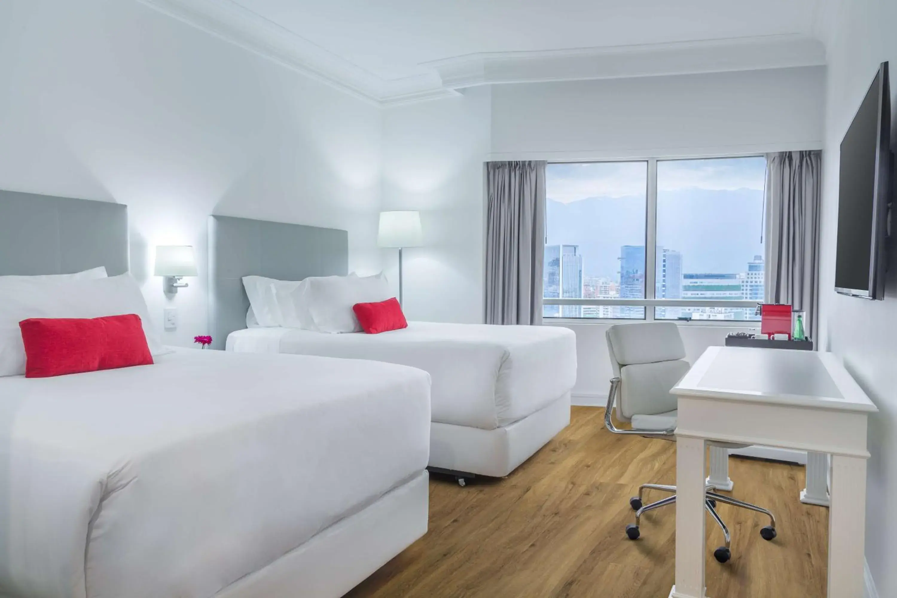 Superior Double or Twin Room - single occupancy in NH Collection Plaza Santiago Superior Double or Twin Room - single occupancy in NH Collection Plaza Santiago
