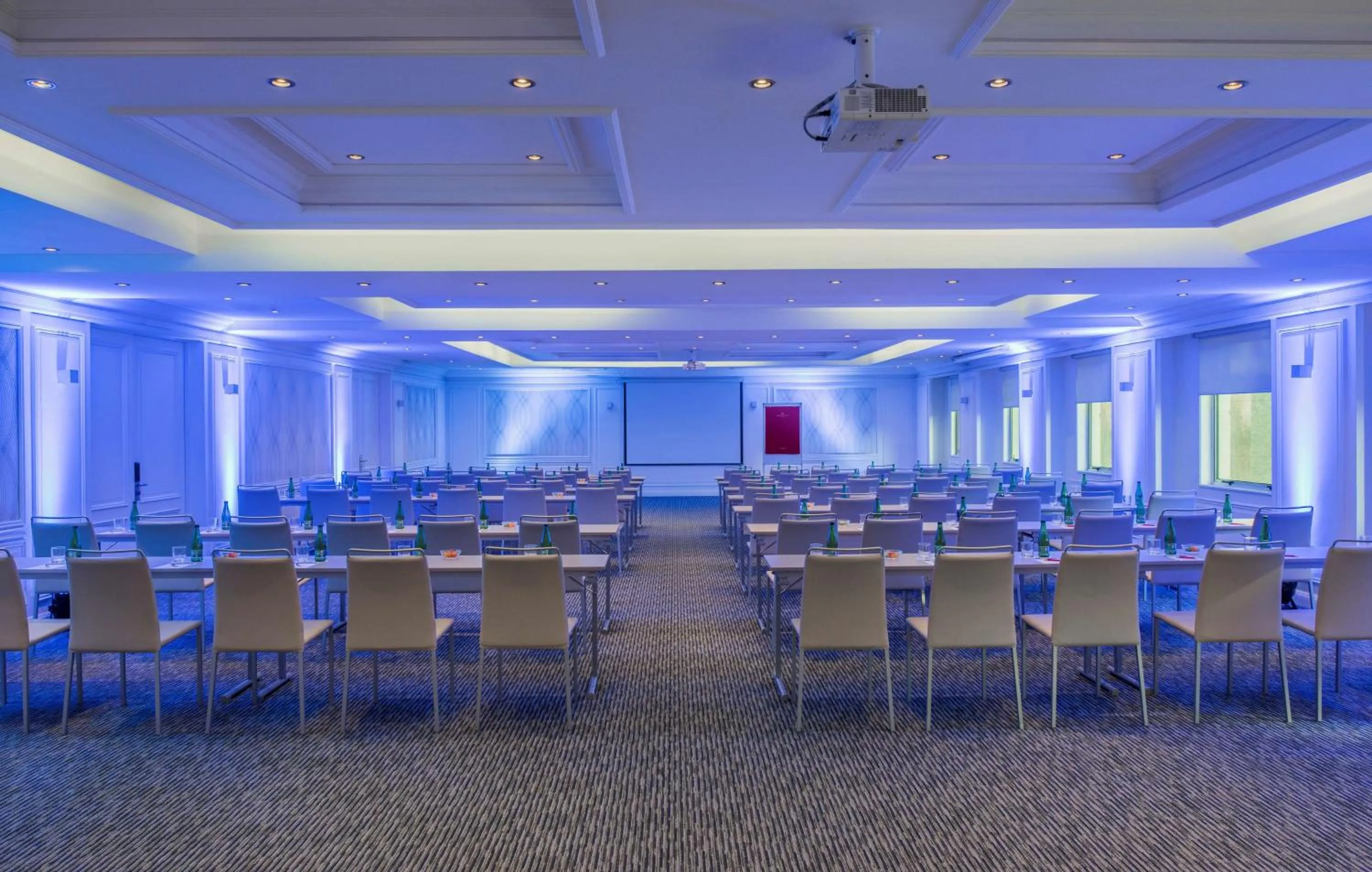 Meeting/conference room in NH Collection Plaza Santiago