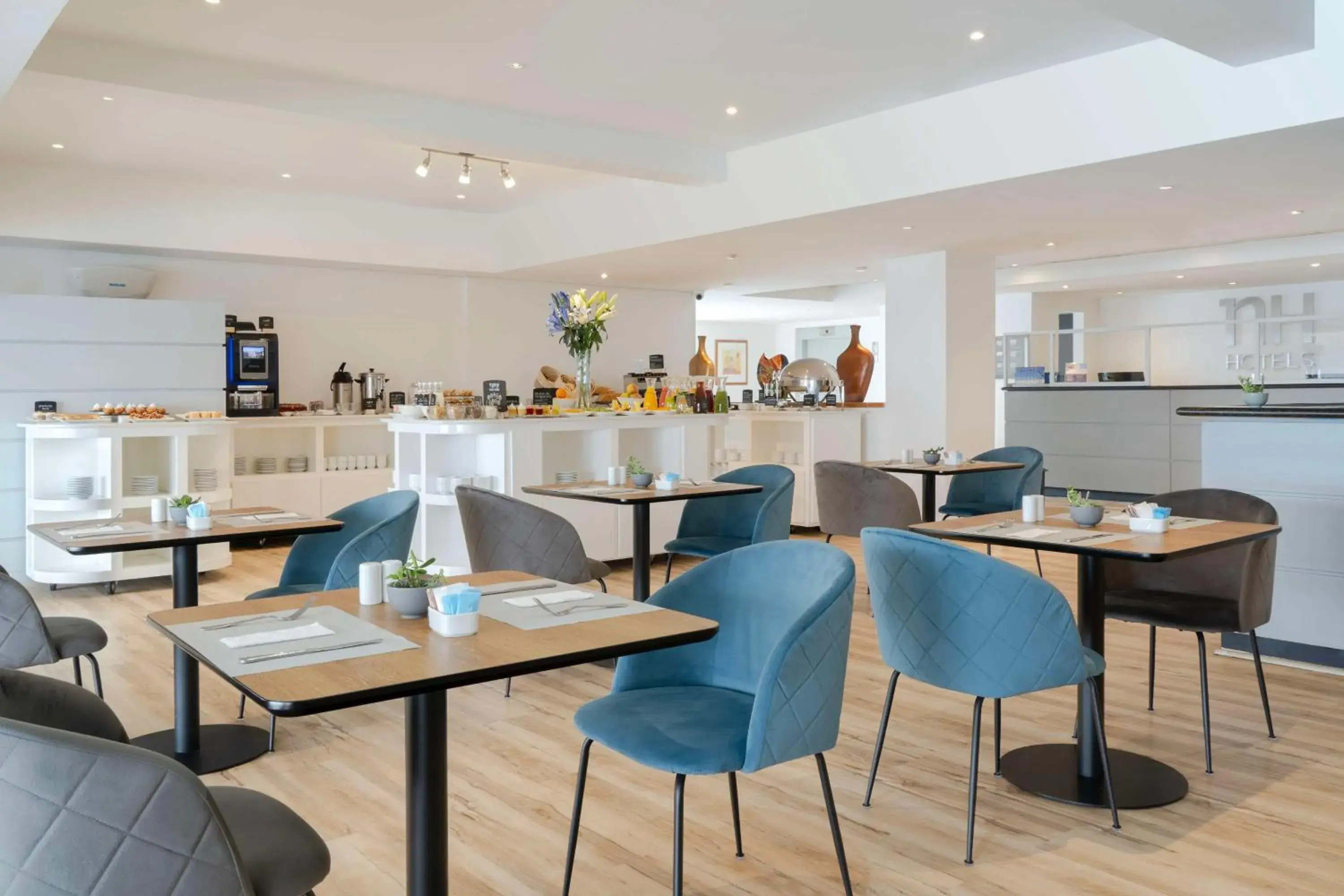 Restaurant/places to eat in NH Iquique Costa Restaurant/places to eat in NH Iquique Costa